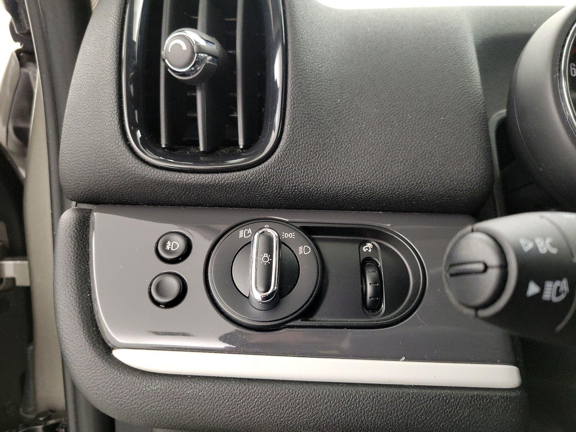 Thumbnail: 2019 MINI Cooper Countryman - 13