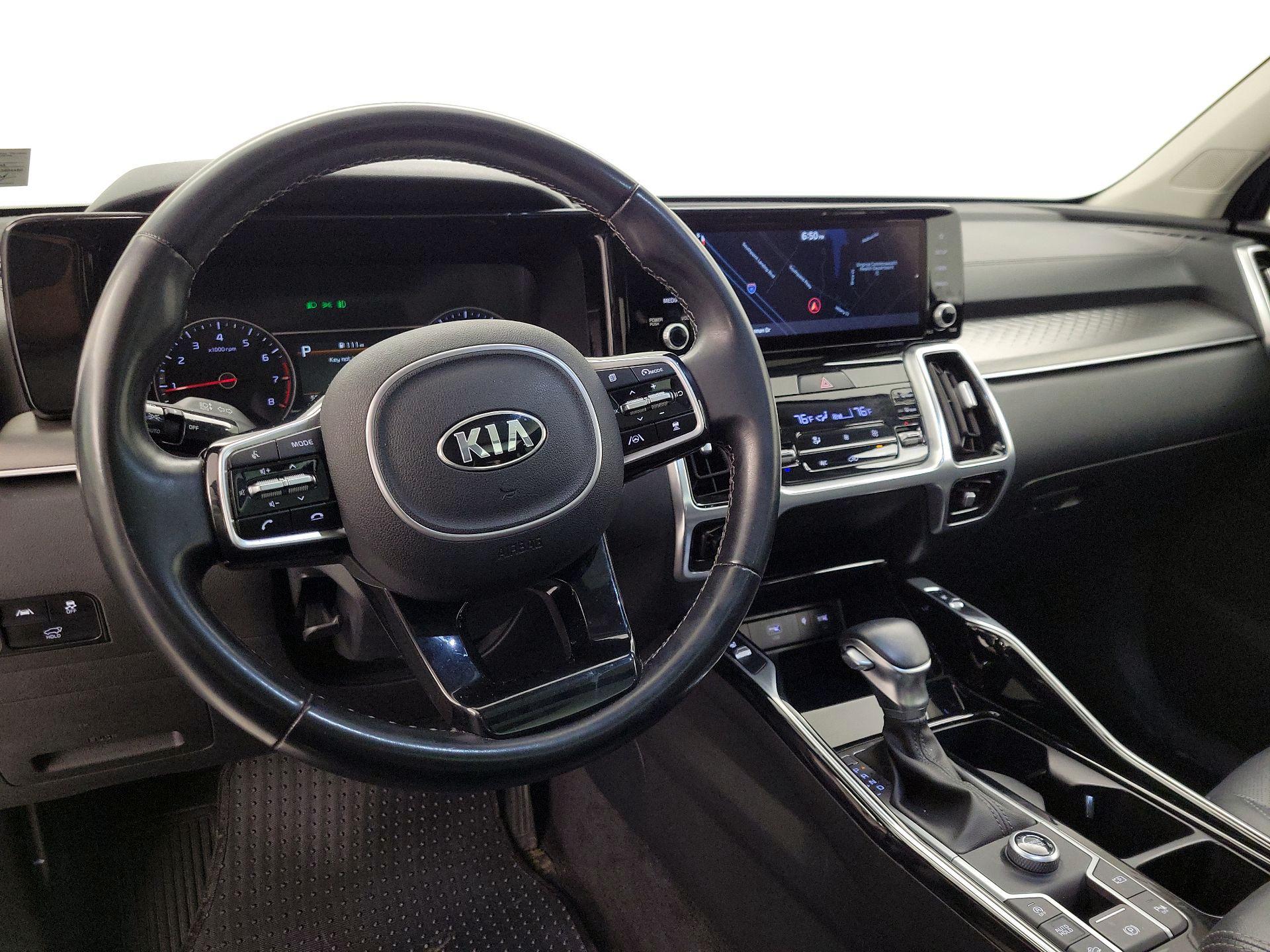 Thumbnail: 2021 Kia Sorento - 9