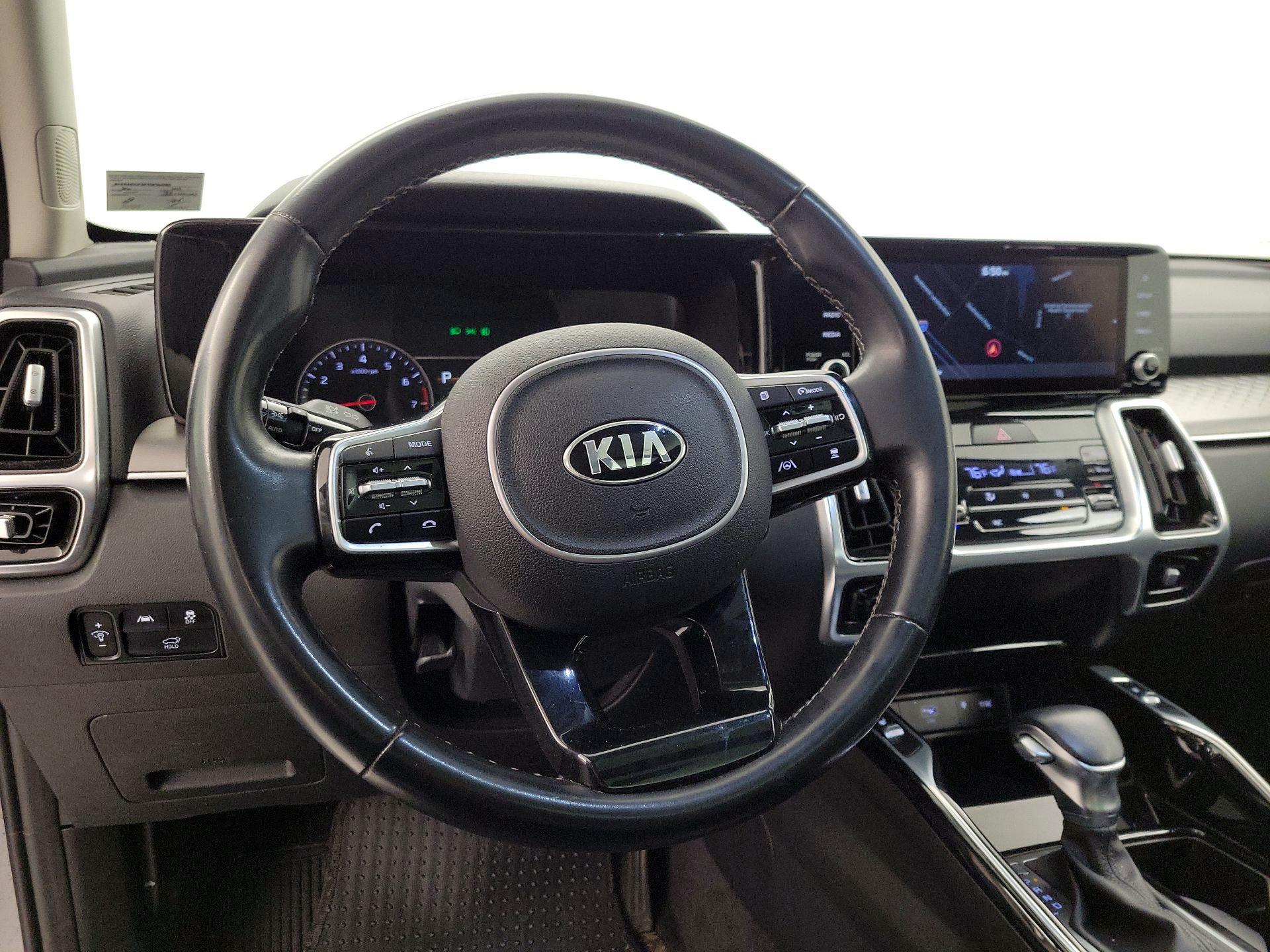 Thumbnail: 2021 Kia Sorento - 10
