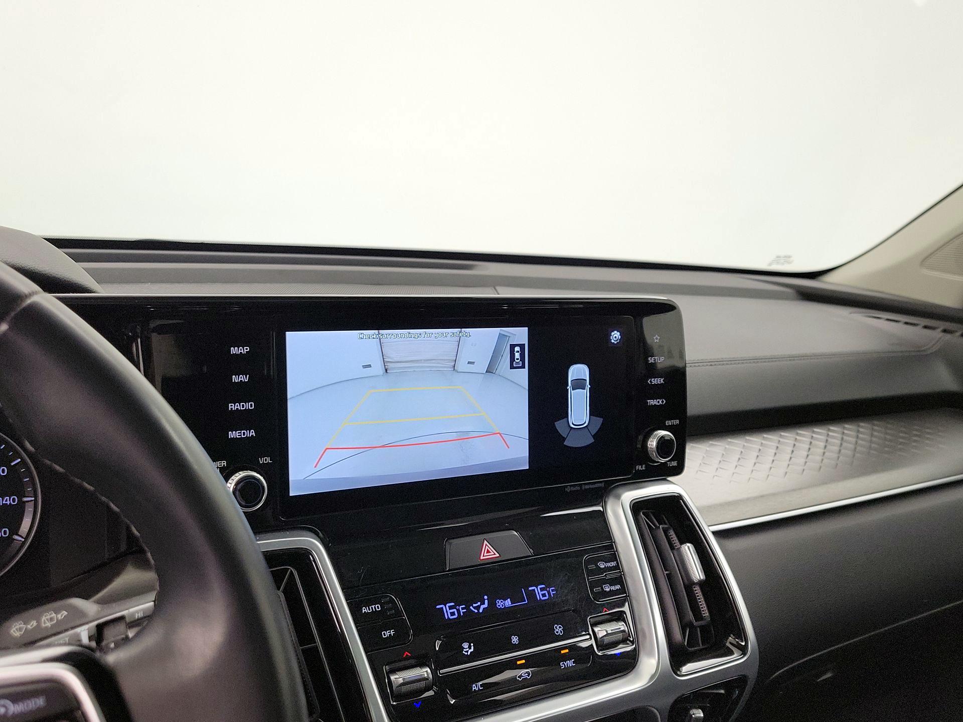 Thumbnail: 2021 Kia Sorento - 15