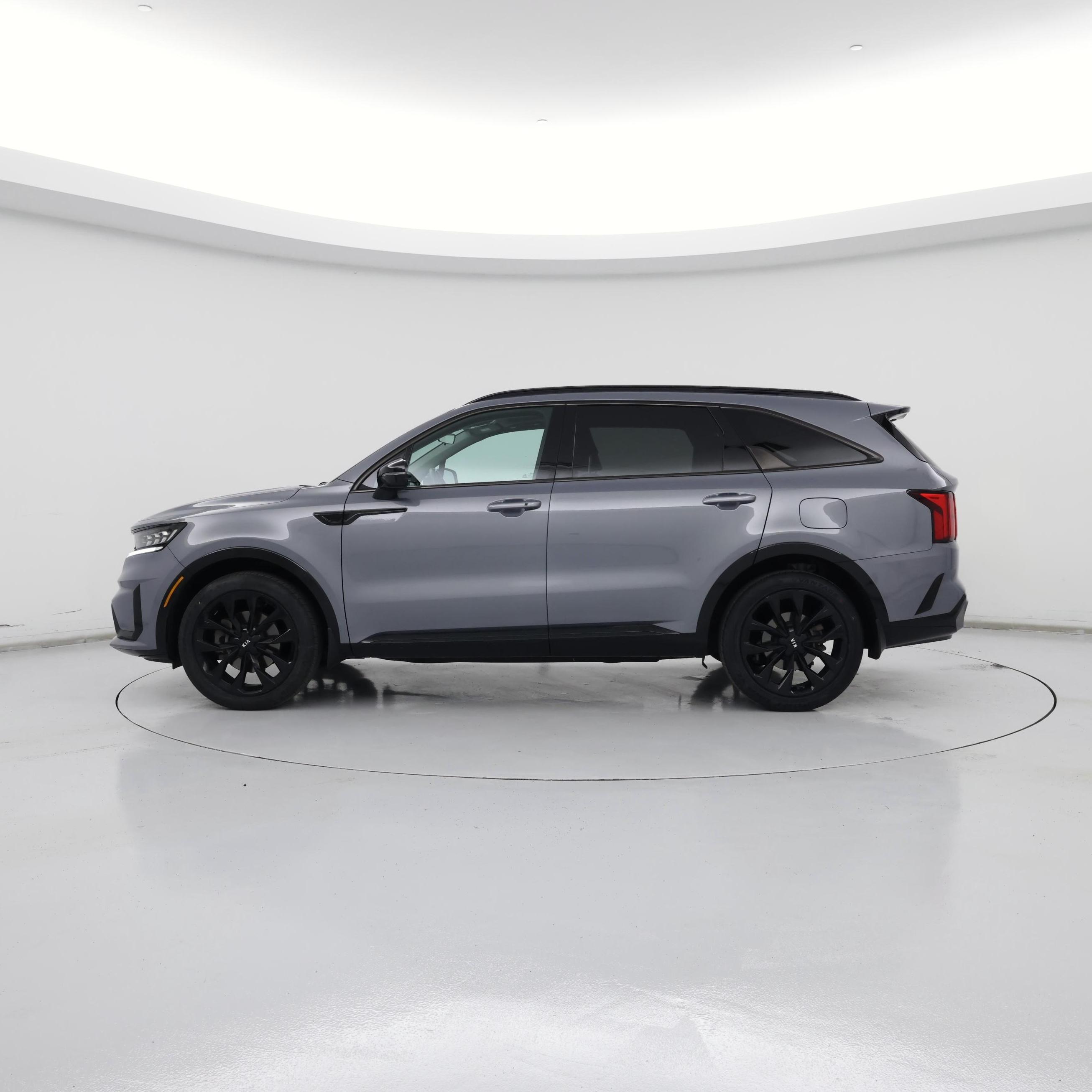 Thumbnail: 2021 Kia Sorento - 3