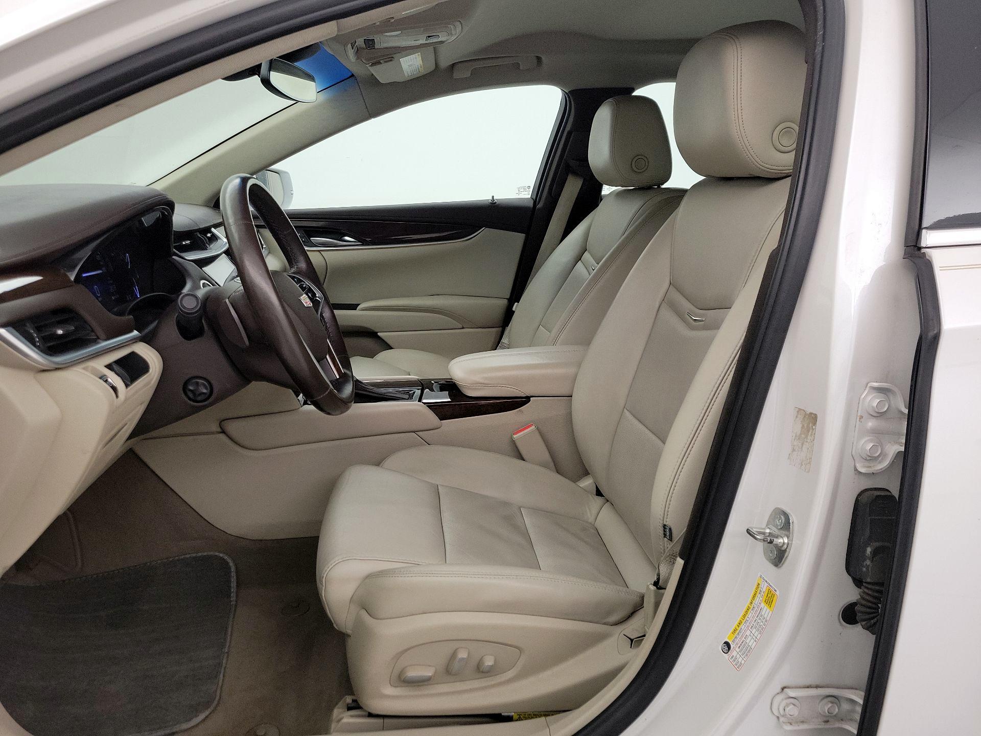 Thumbnail: 2017 Cadillac XTS - 11