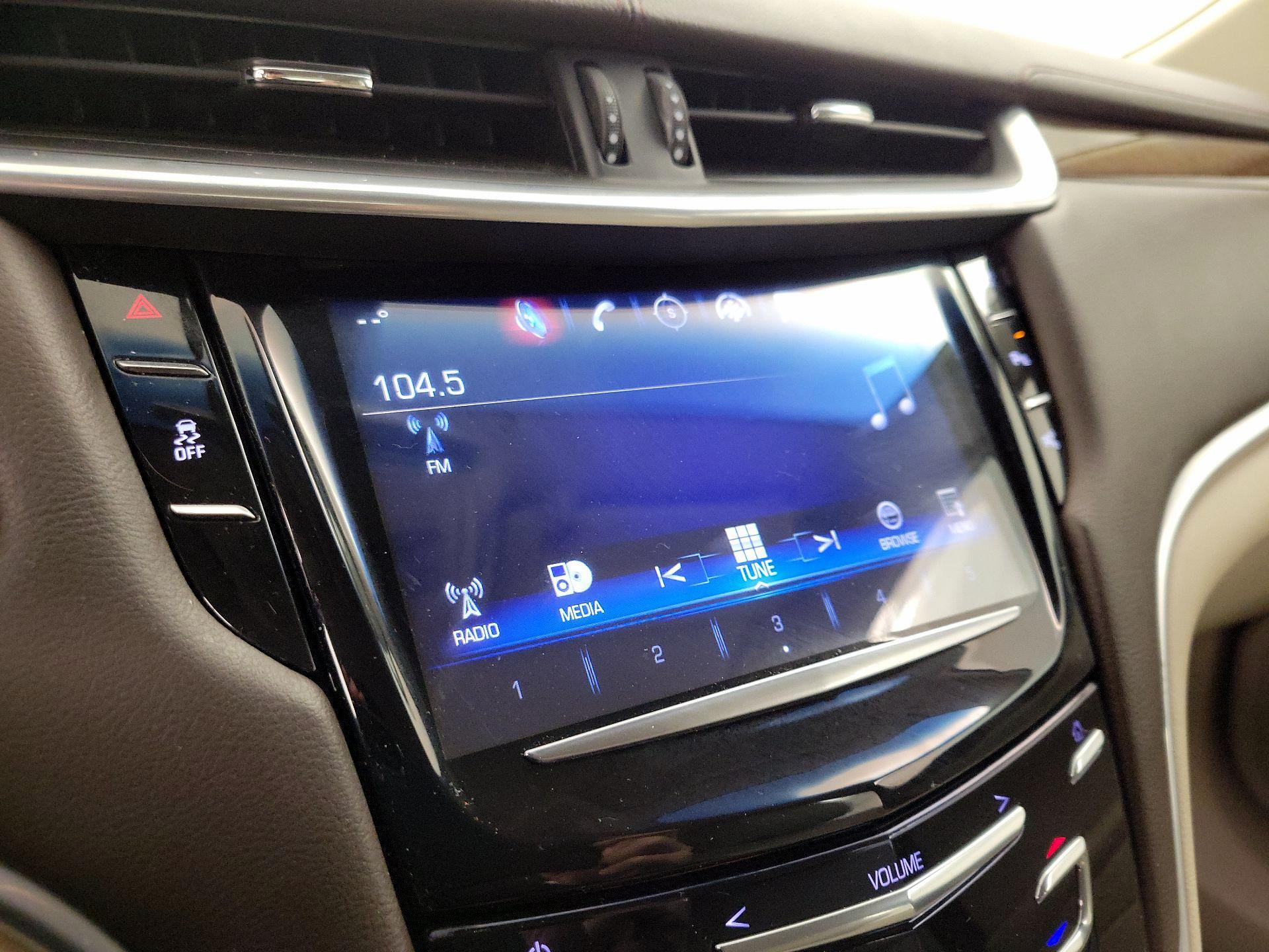 Thumbnail: 2017 Cadillac XTS - 16