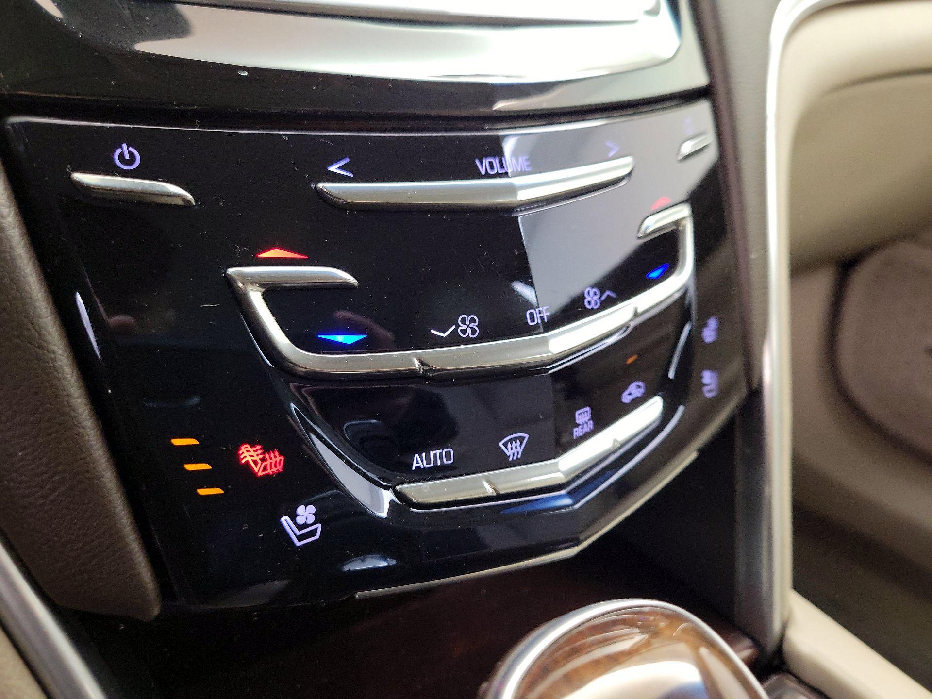 Thumbnail: 2017 Cadillac XTS - 17