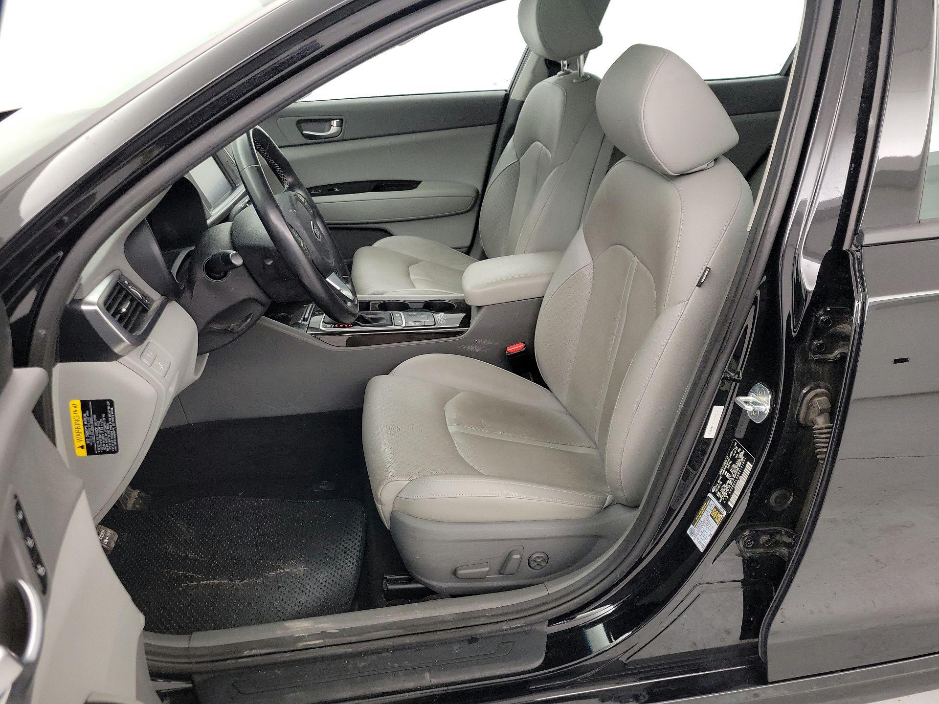 Thumbnail: 2017 Kia Optima - 11