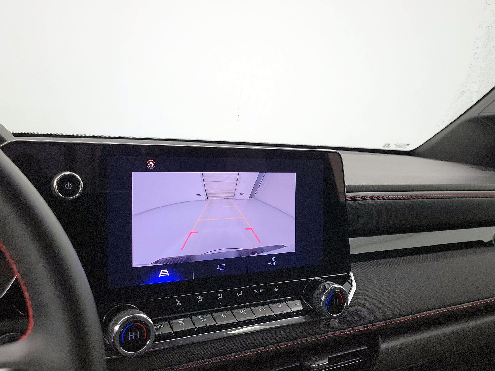 Thumbnail: 2023 Chevrolet Colorado - 14