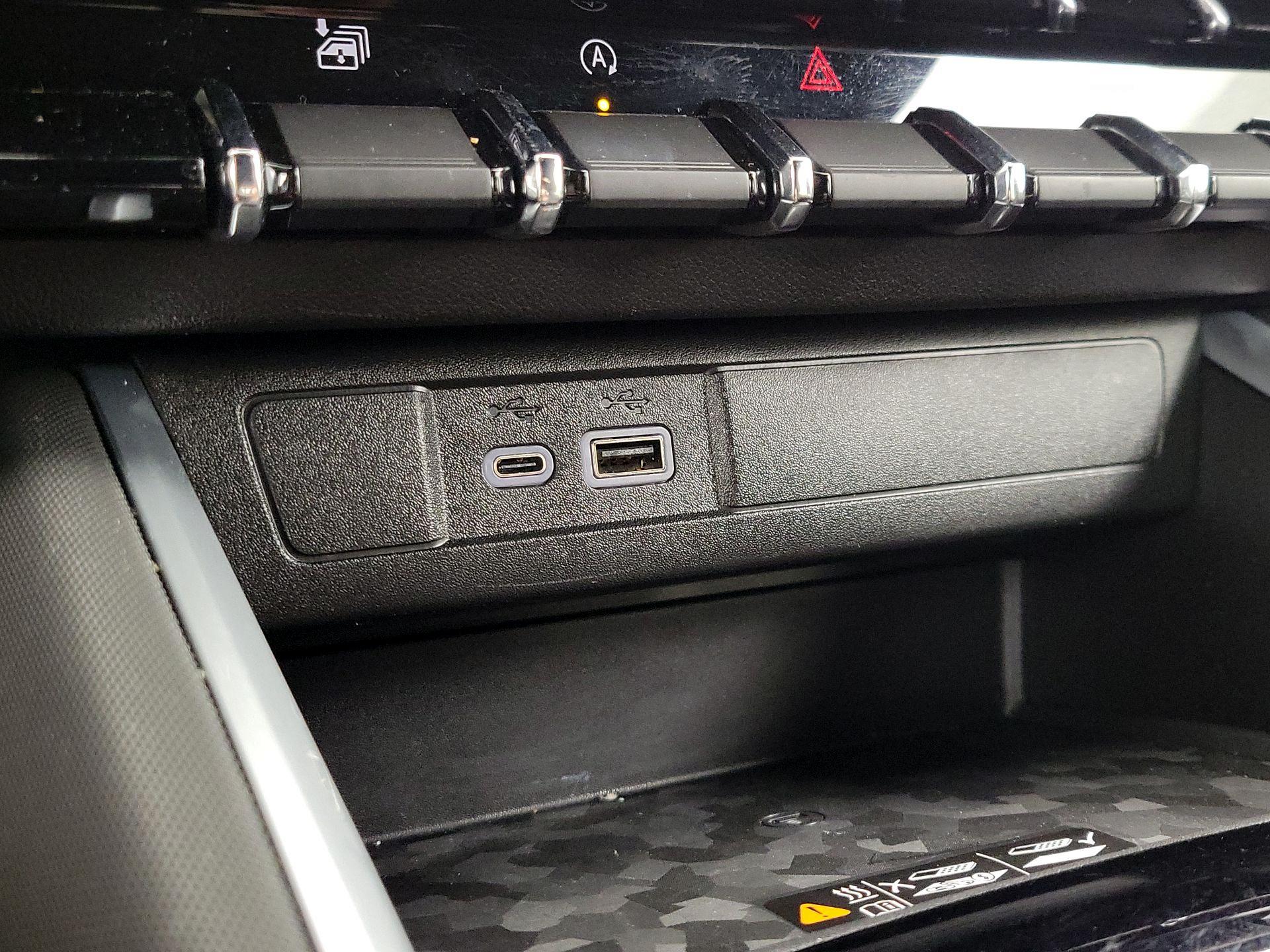 Thumbnail: 2023 Chevrolet Colorado - 18