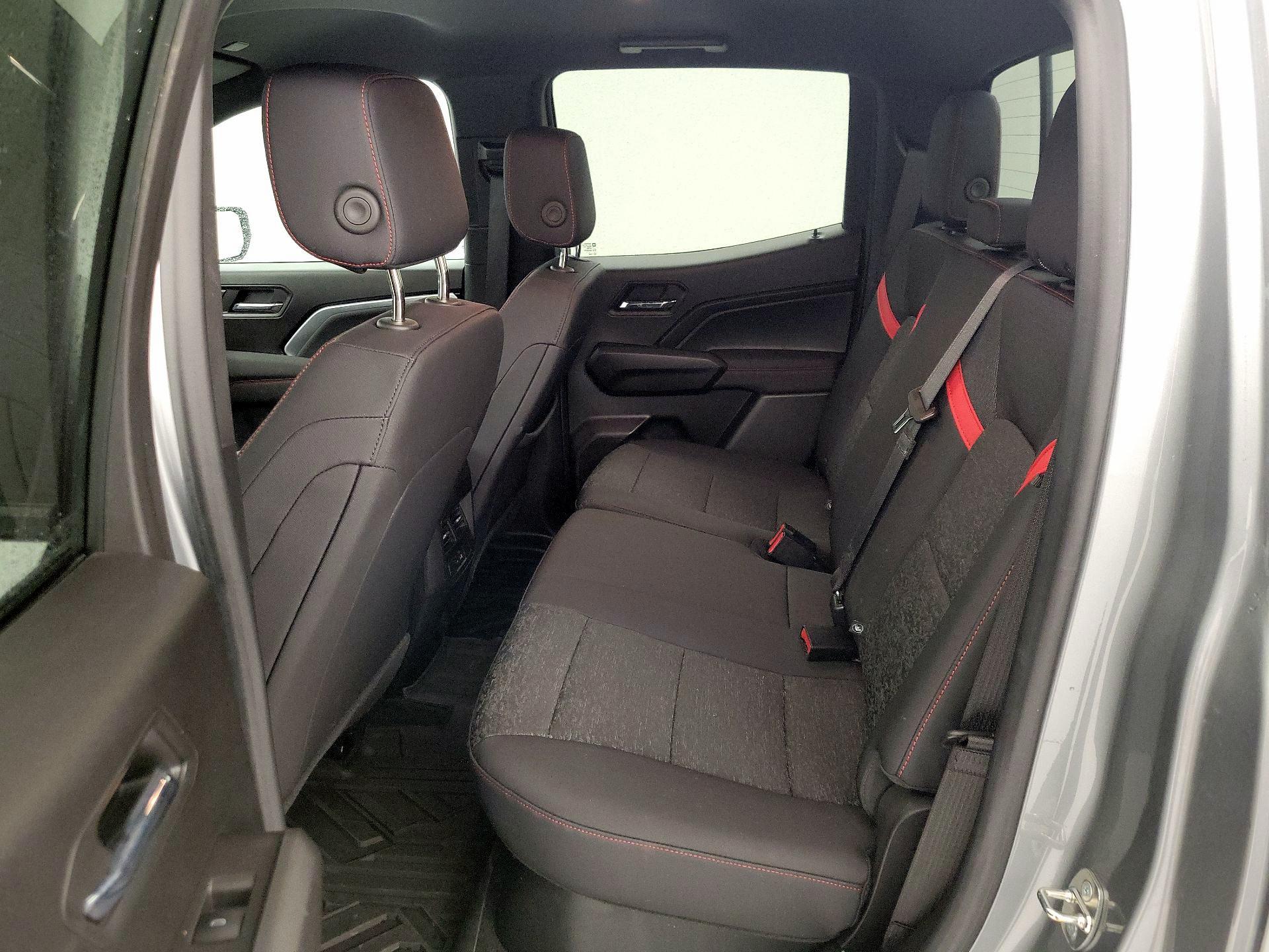 Thumbnail: 2023 Chevrolet Colorado - 19