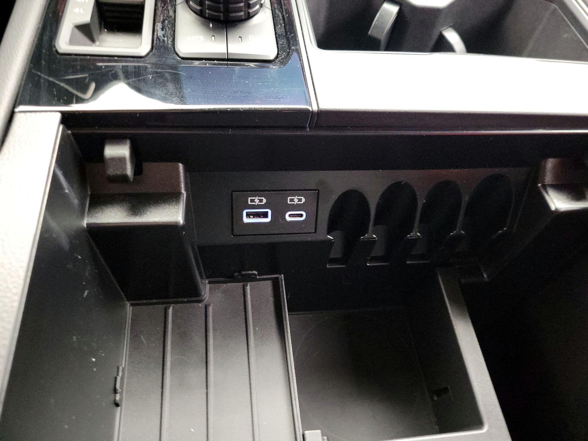 Thumbnail: 2026 Toyota Tundra - 18