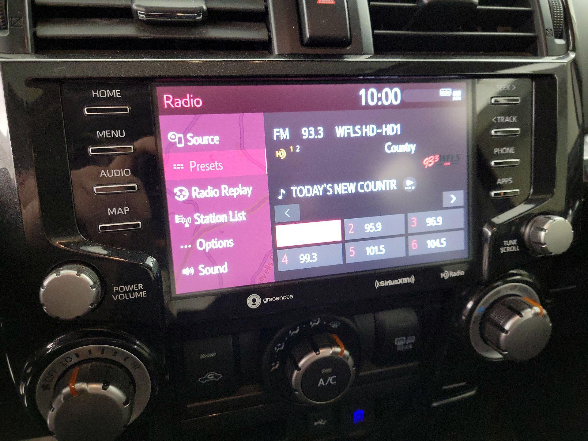 Thumbnail: 2021 Toyota 4Runner - 16