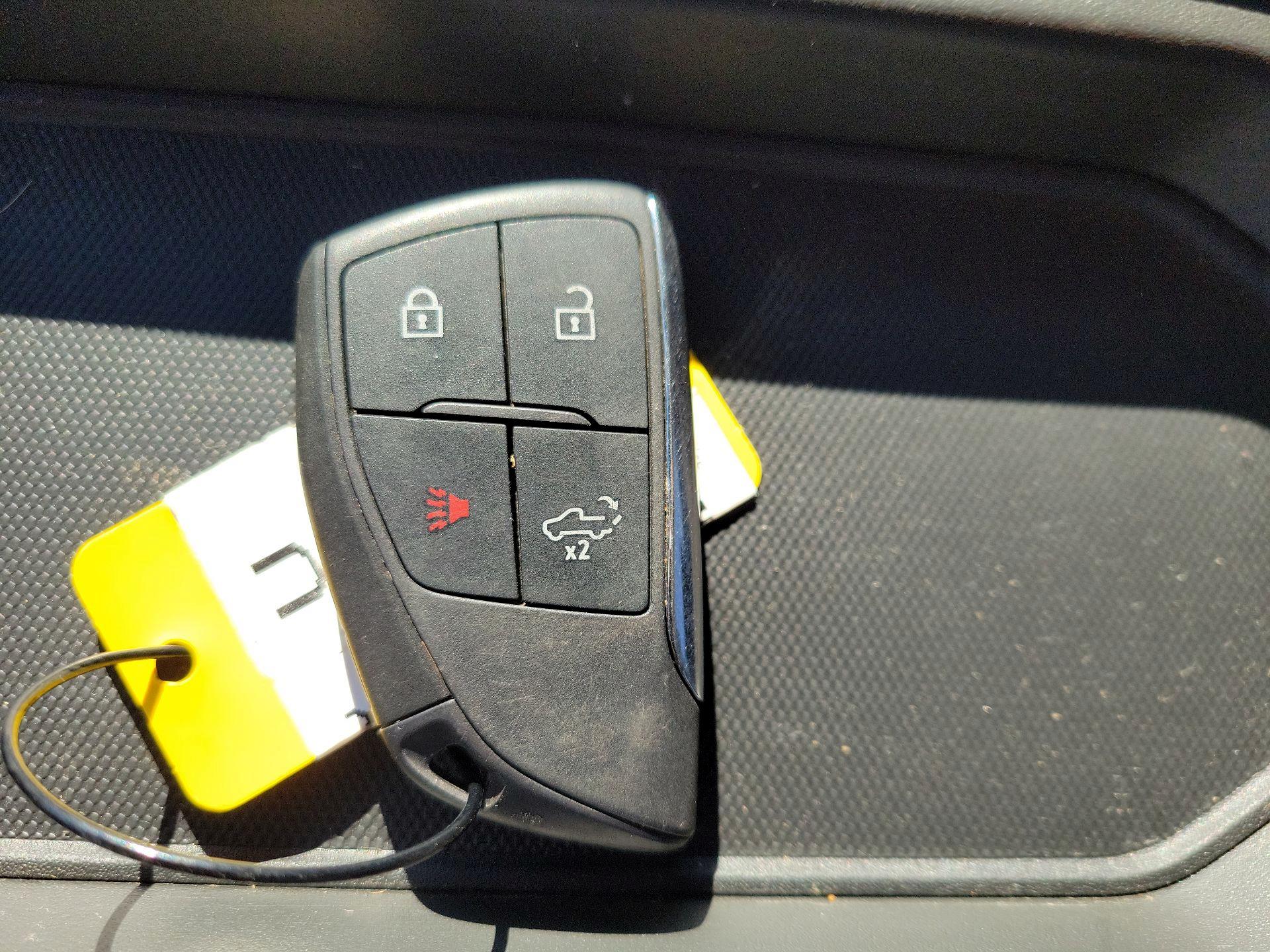 Thumbnail: 2025 GMC Sierra 3500 - 20