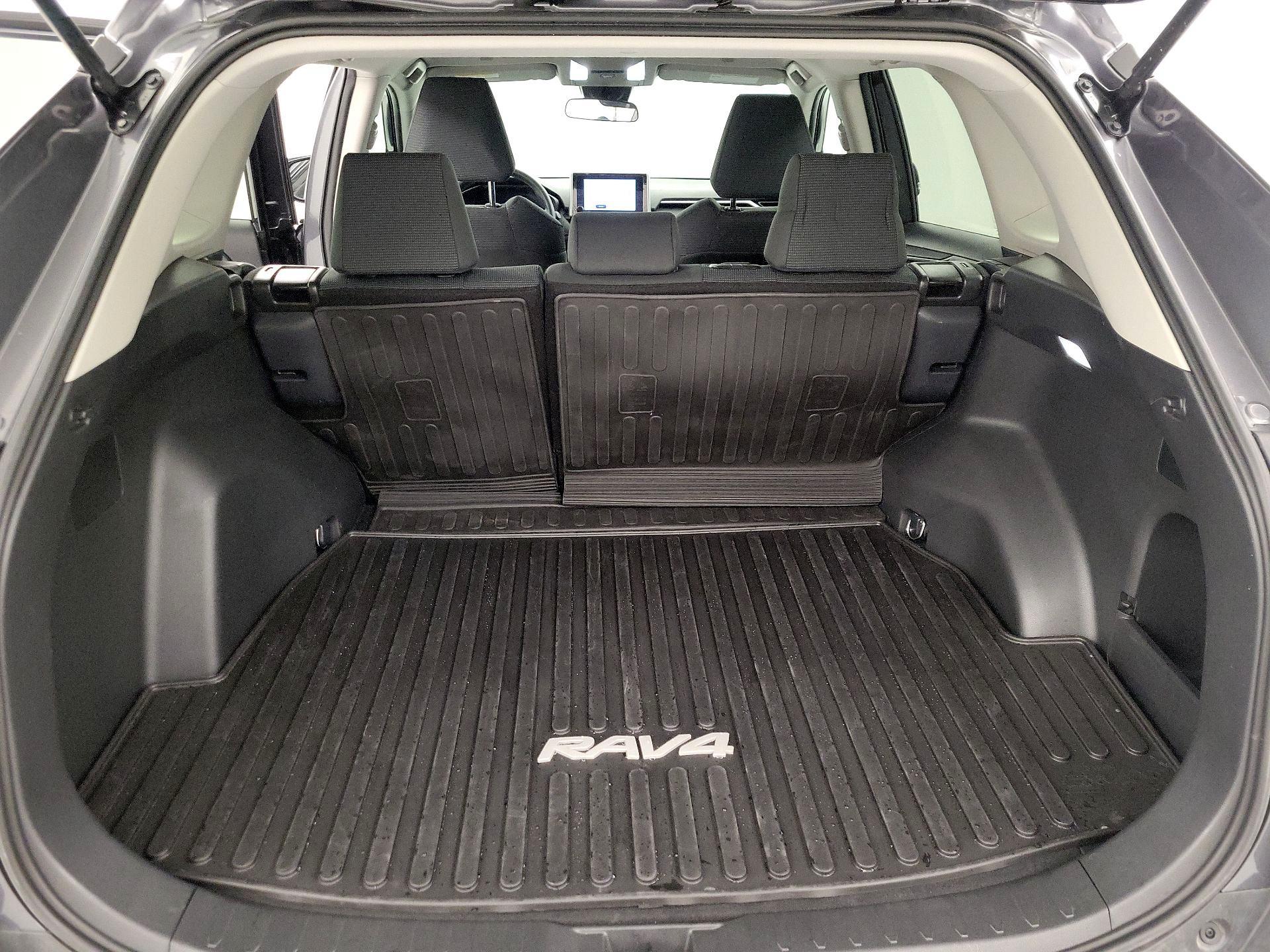 Thumbnail: 2025 Toyota RAV4 - 20