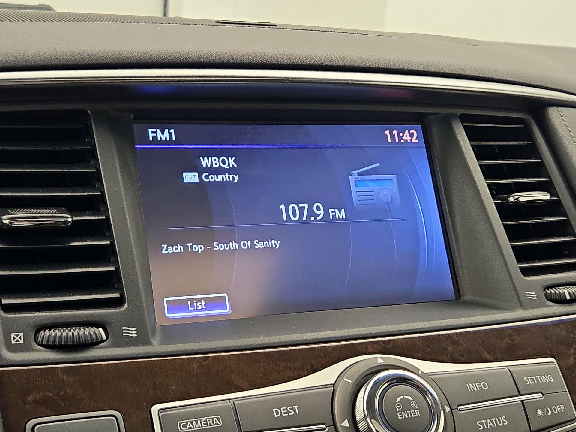 Thumbnail: 2017 INFINITI QX80 - 16