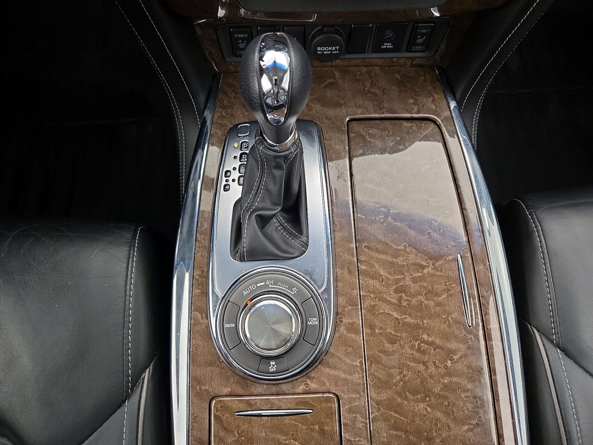 Thumbnail: 2017 INFINITI QX80 - 18