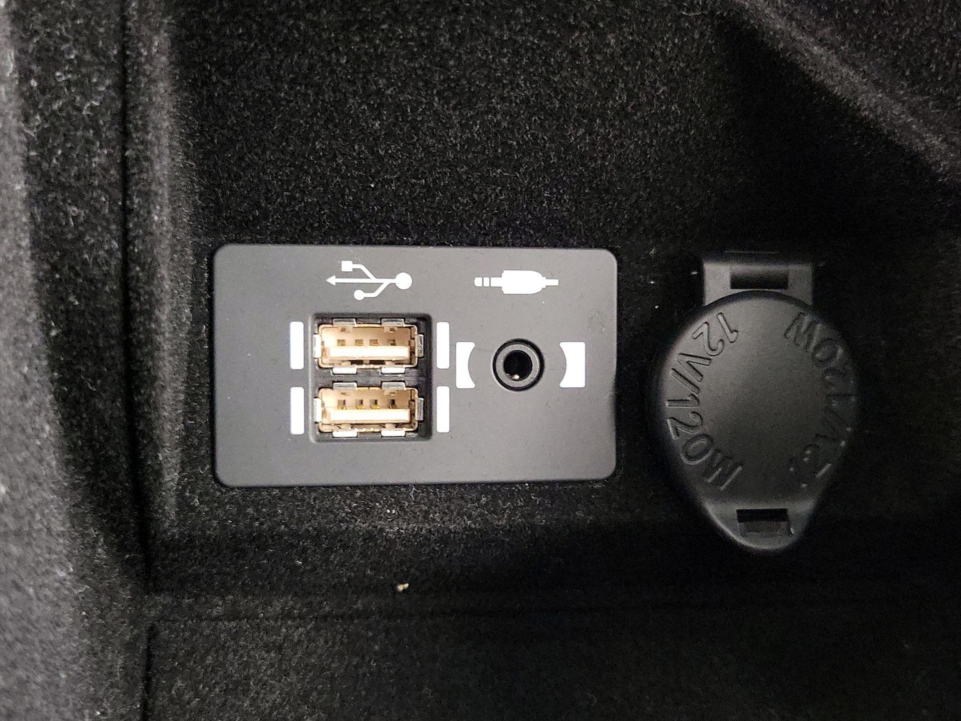 Thumbnail: 2021 Lexus RC - 19