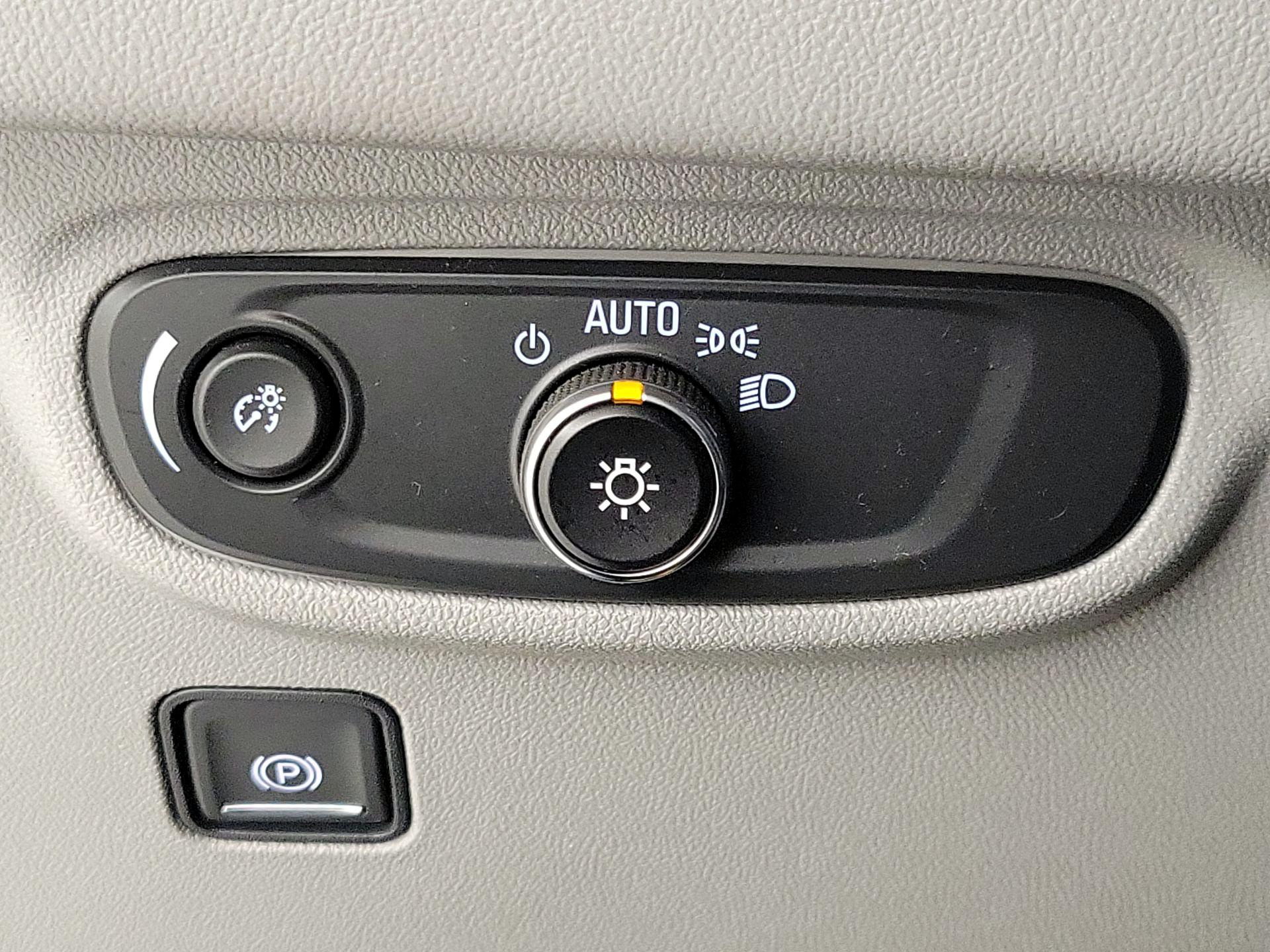 Thumbnail: 2022 GMC Terrain - 13