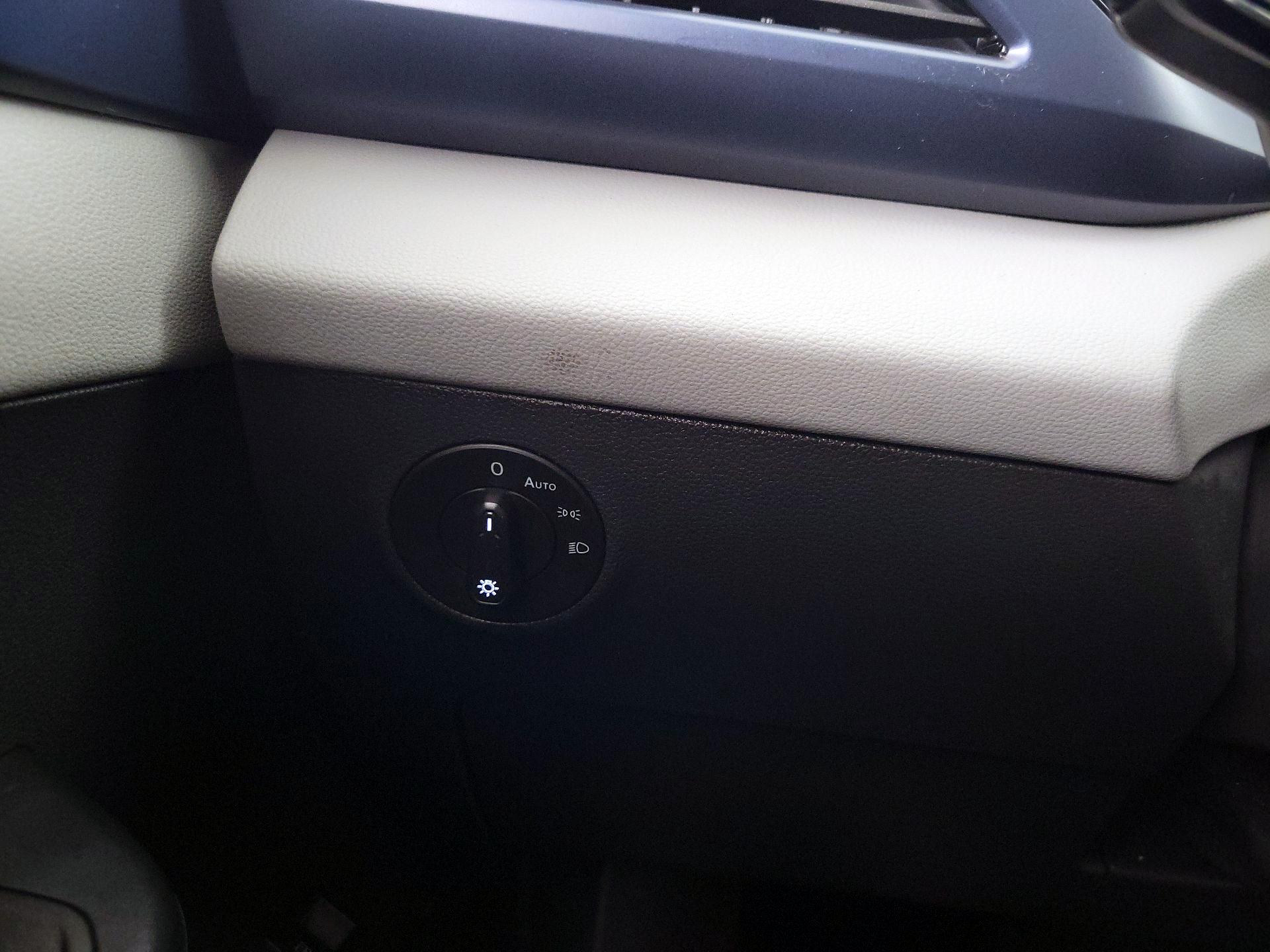 Thumbnail: 2023 Volkswagen Taos - 13