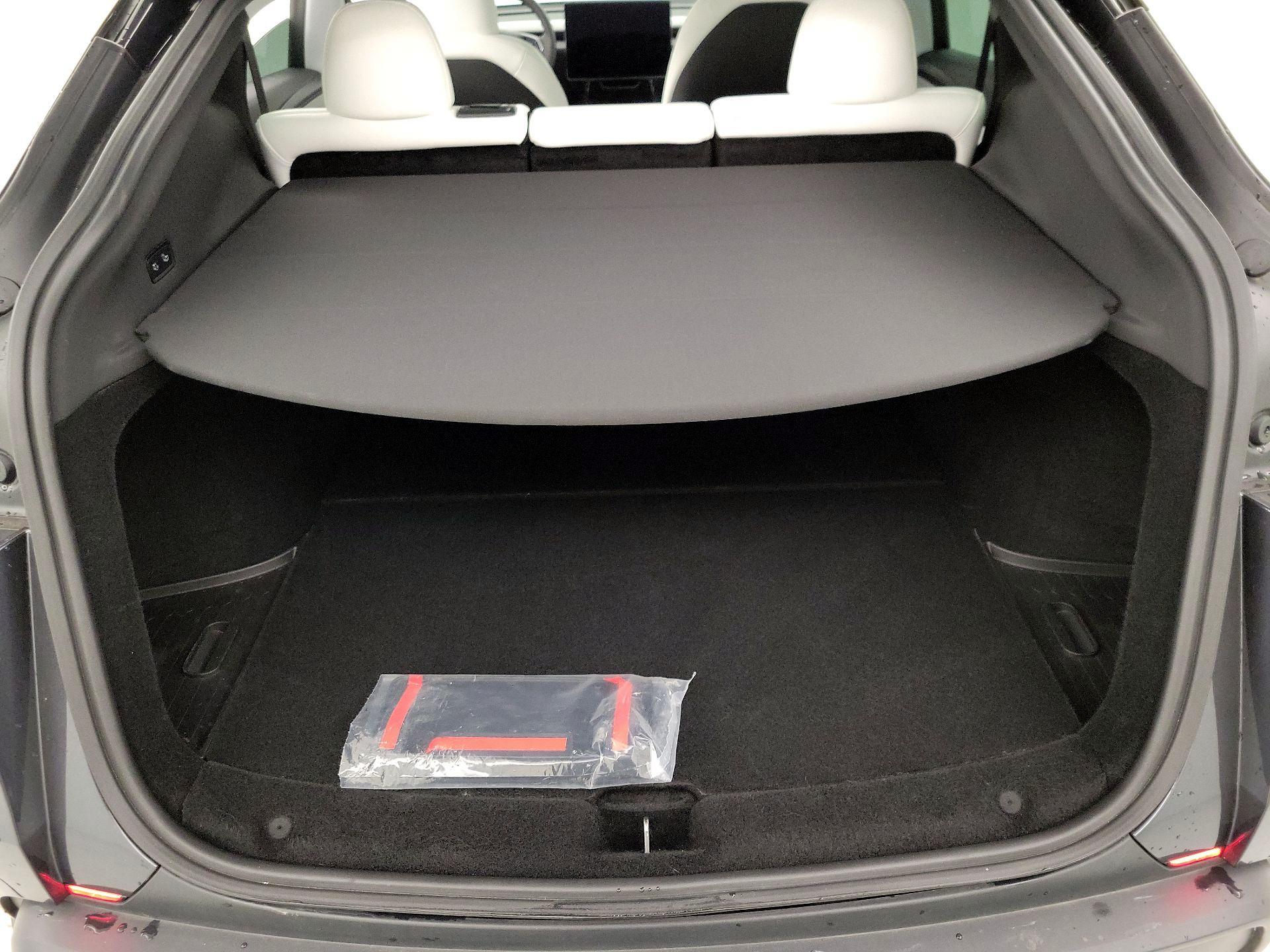 Thumbnail: 2026 Tesla Model Y - 20