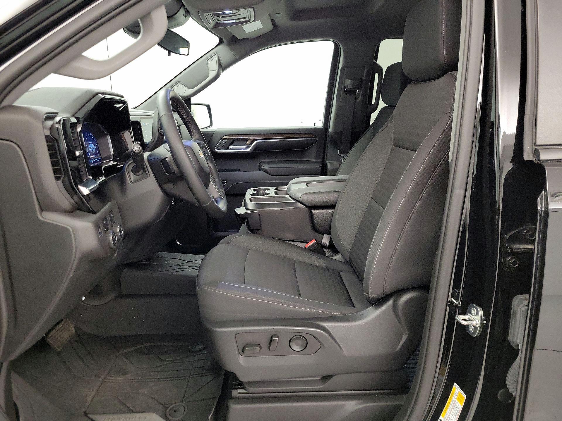 Thumbnail: 2023 Chevrolet Silverado 1500 - 11