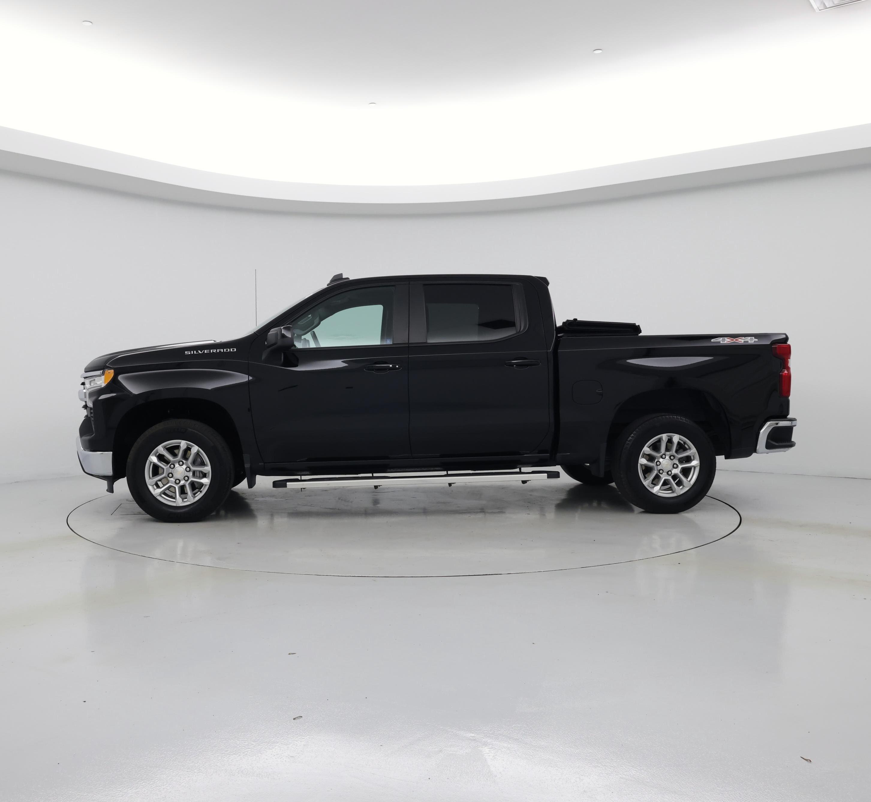 Thumbnail: 2023 Chevrolet Silverado 1500 - 3