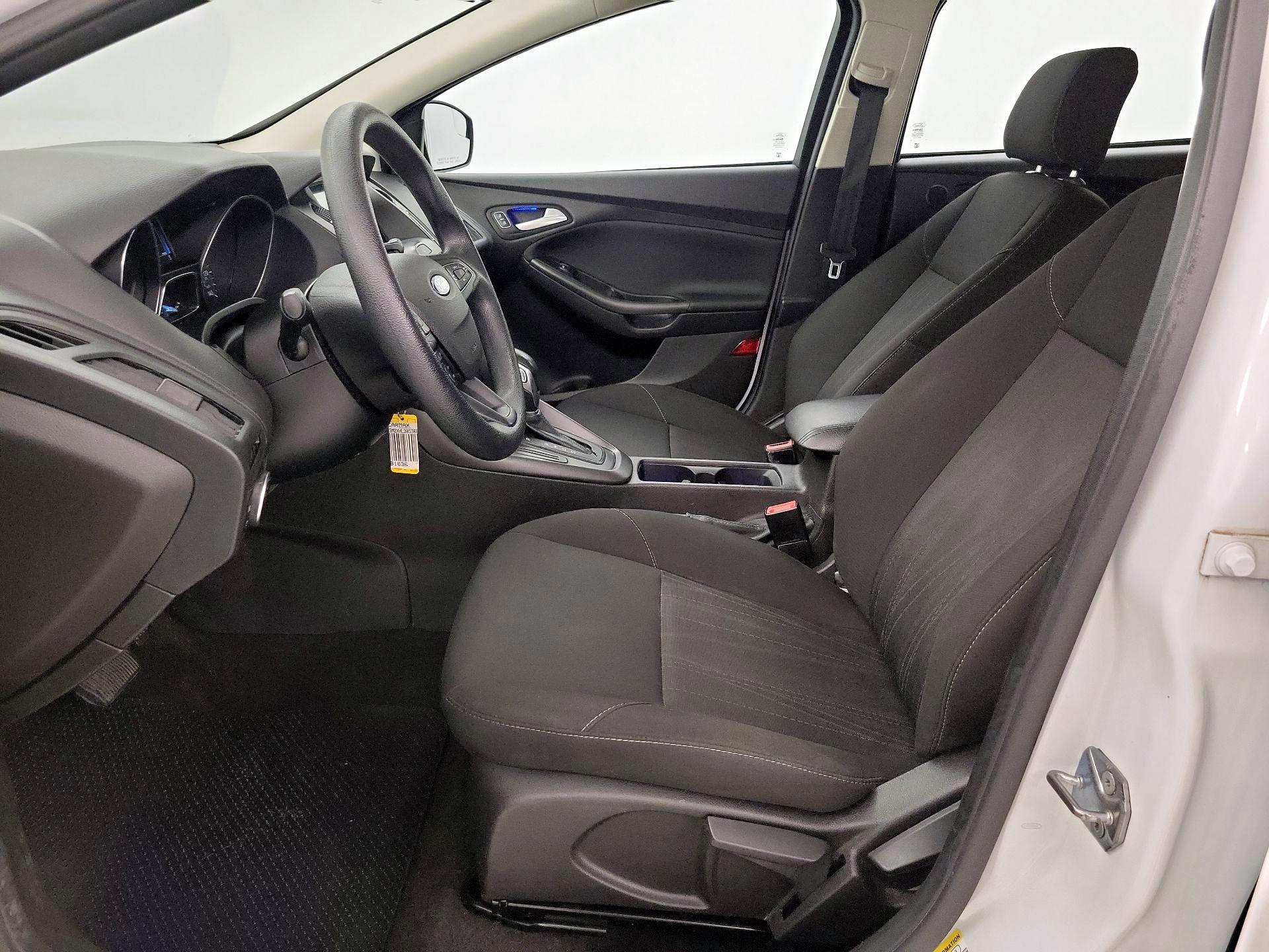 Thumbnail: 2017 Ford Focus - 11