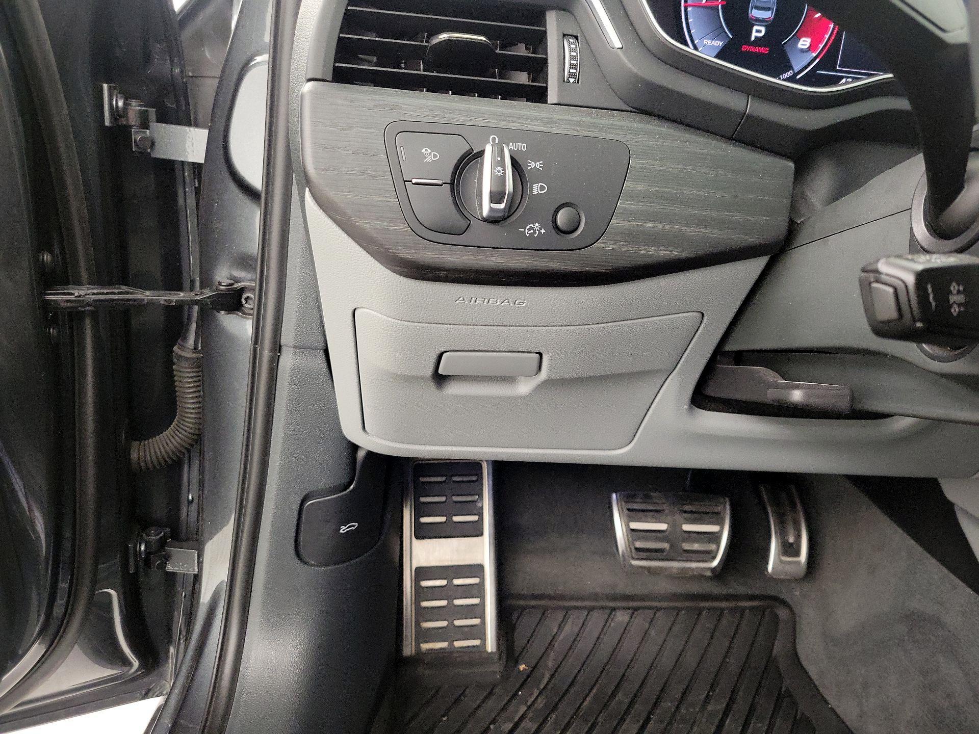 Thumbnail: 2020 Audi A4 - 13