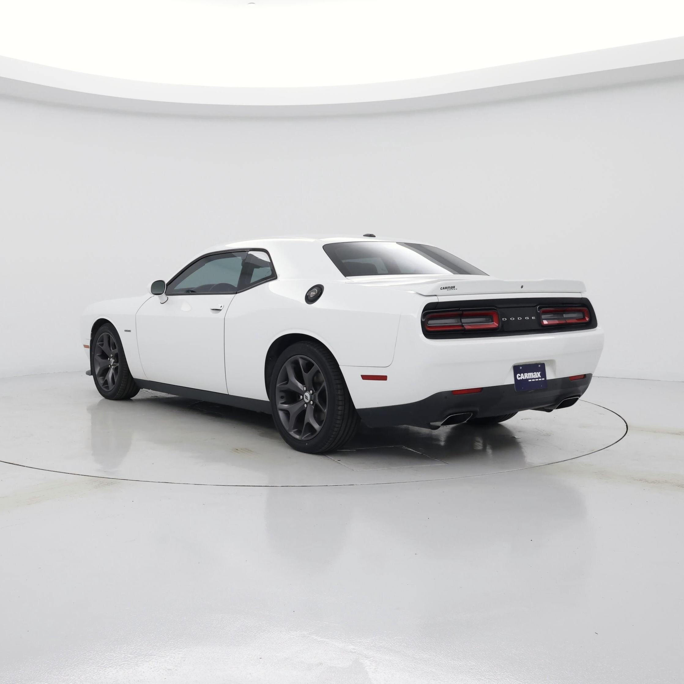 Thumbnail: 2019 Dodge Challenger - 2