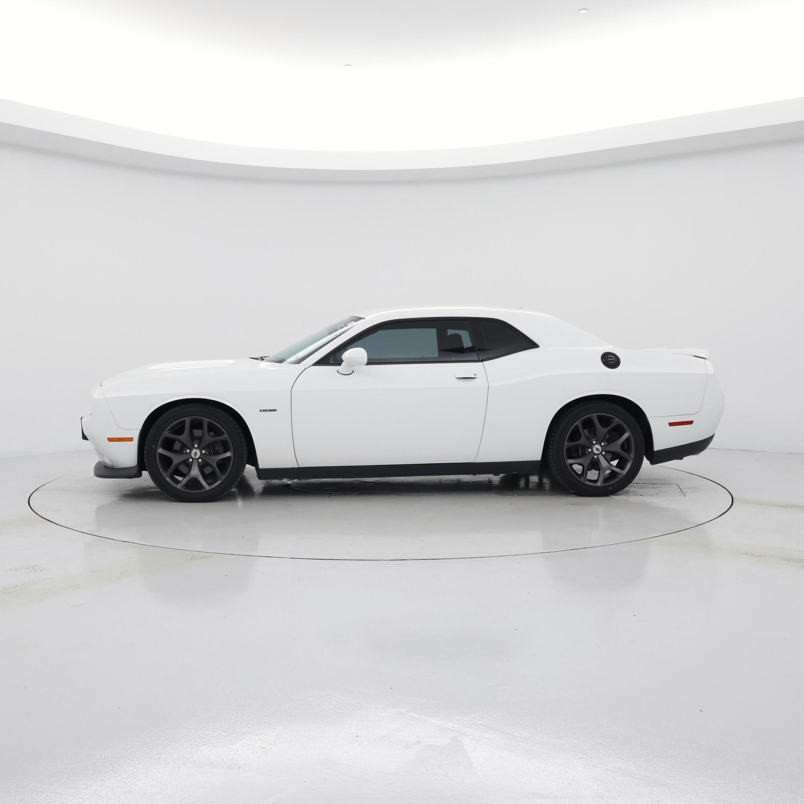 Thumbnail: 2019 Dodge Challenger - 3