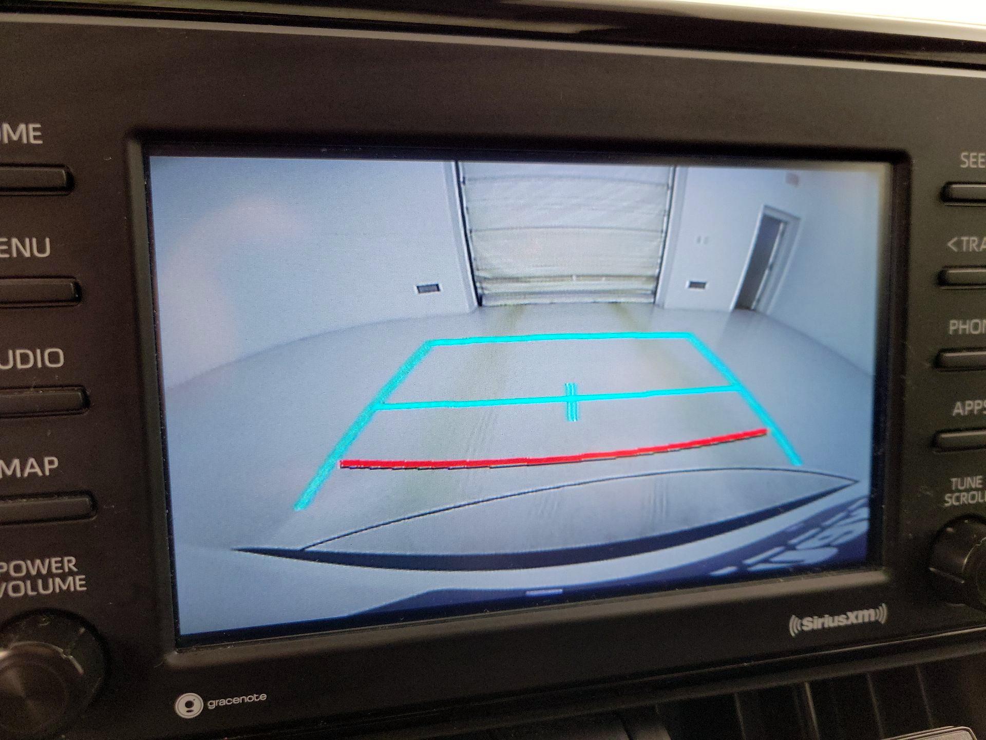 Thumbnail: 2022 Toyota RAV4 - 14