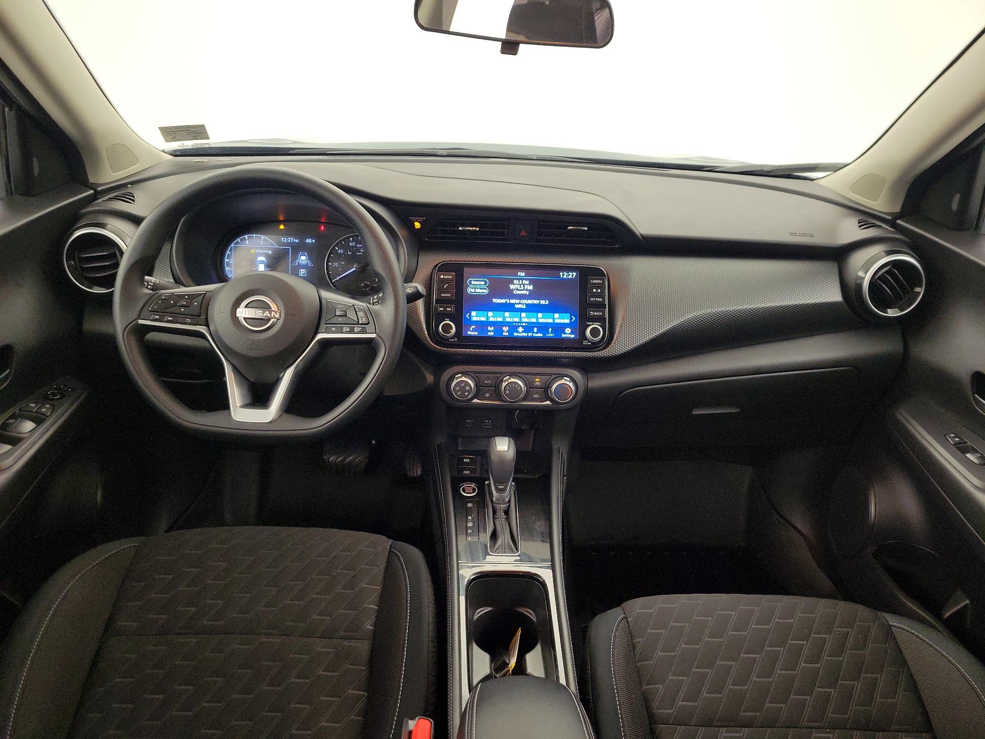 Thumbnail: 2023 Nissan Kicks - 9