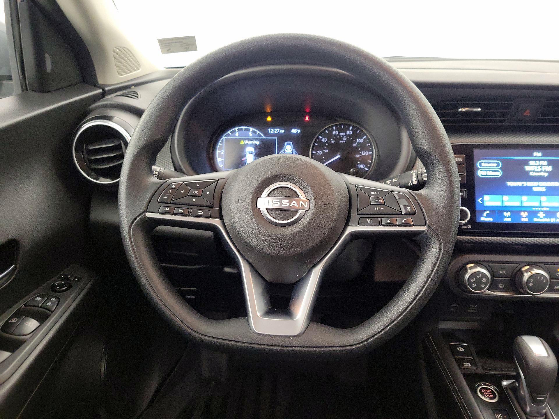 Thumbnail: 2023 Nissan Kicks - 10