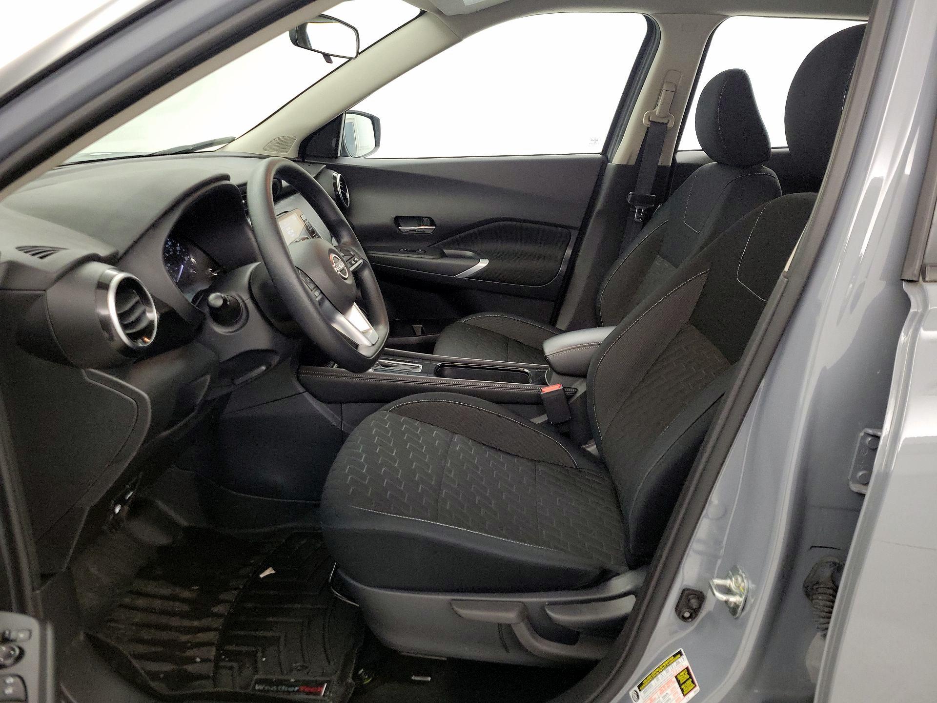 Thumbnail: 2023 Nissan Kicks - 11