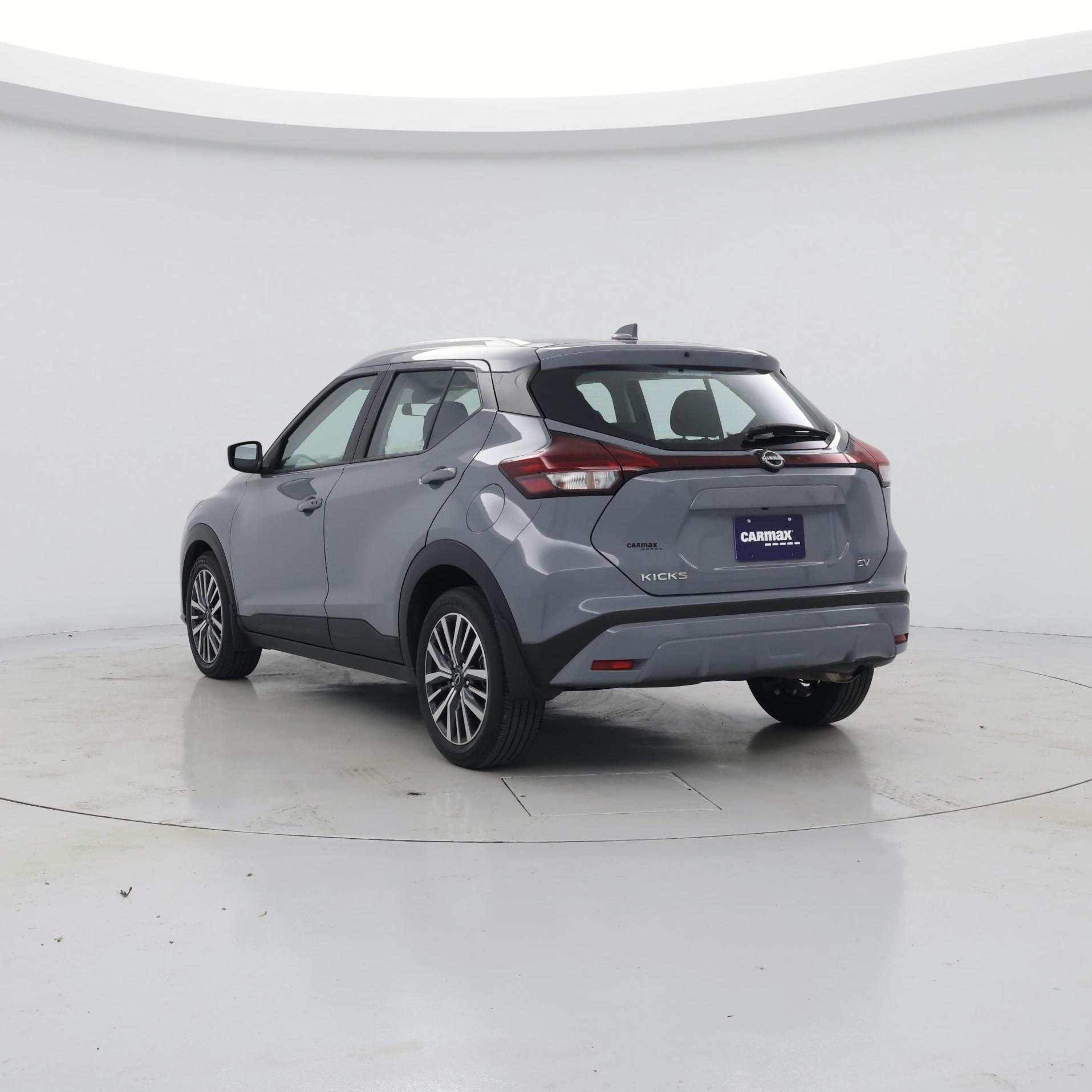 Thumbnail: 2023 Nissan Kicks - 2