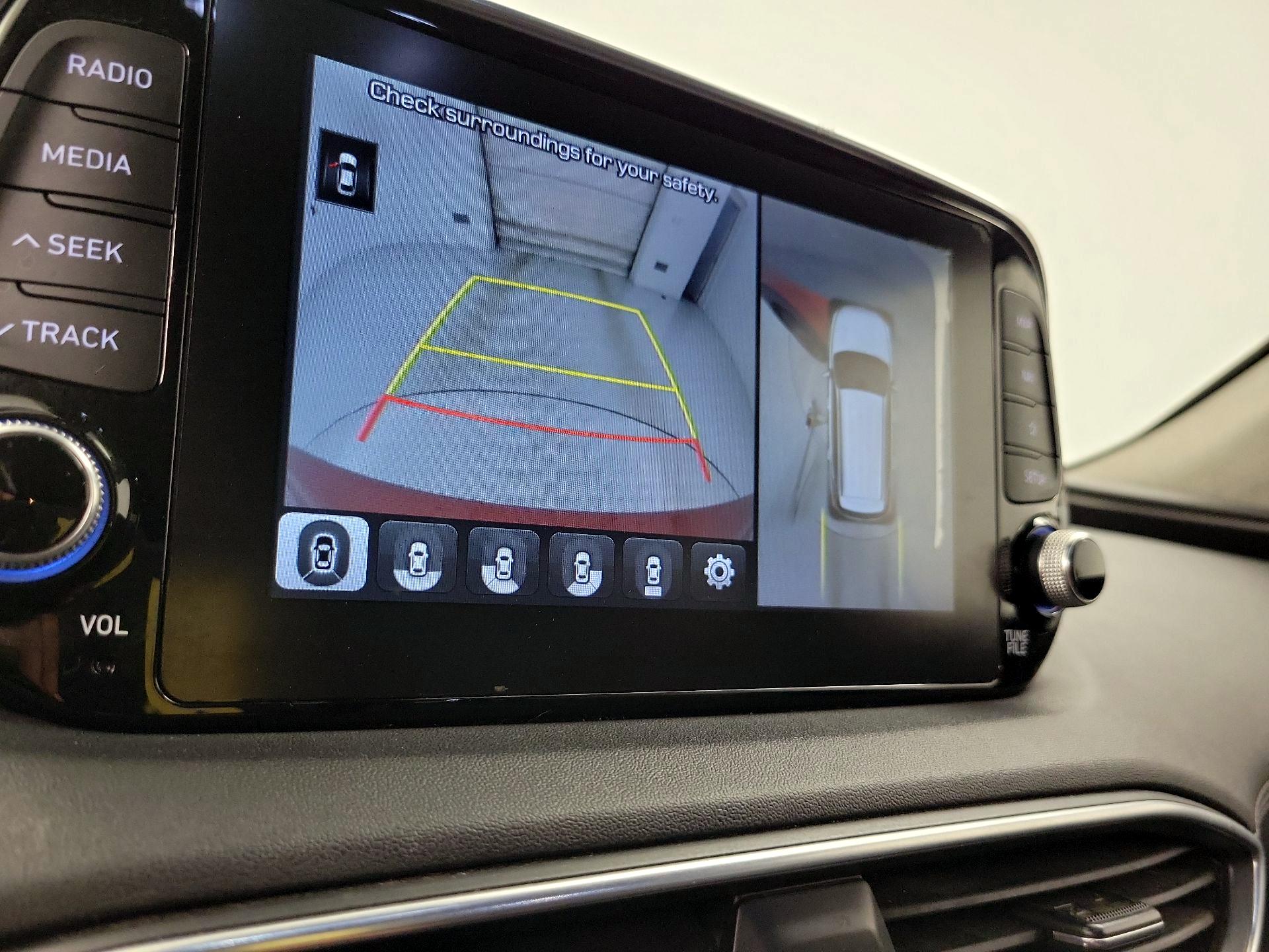 Thumbnail: 2019 Hyundai Santa Fe - 15