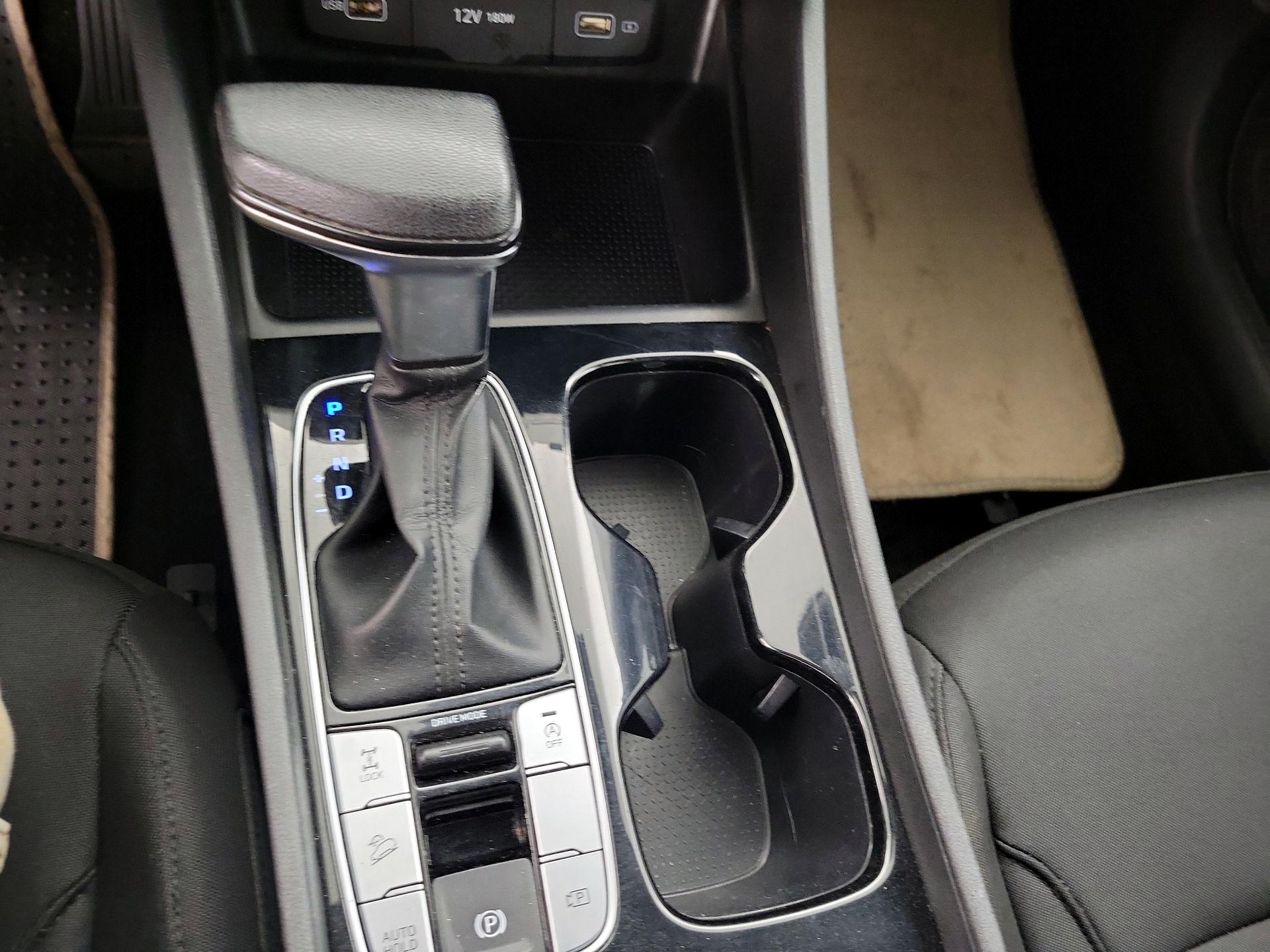 Thumbnail: 2022 Hyundai Tucson - 17