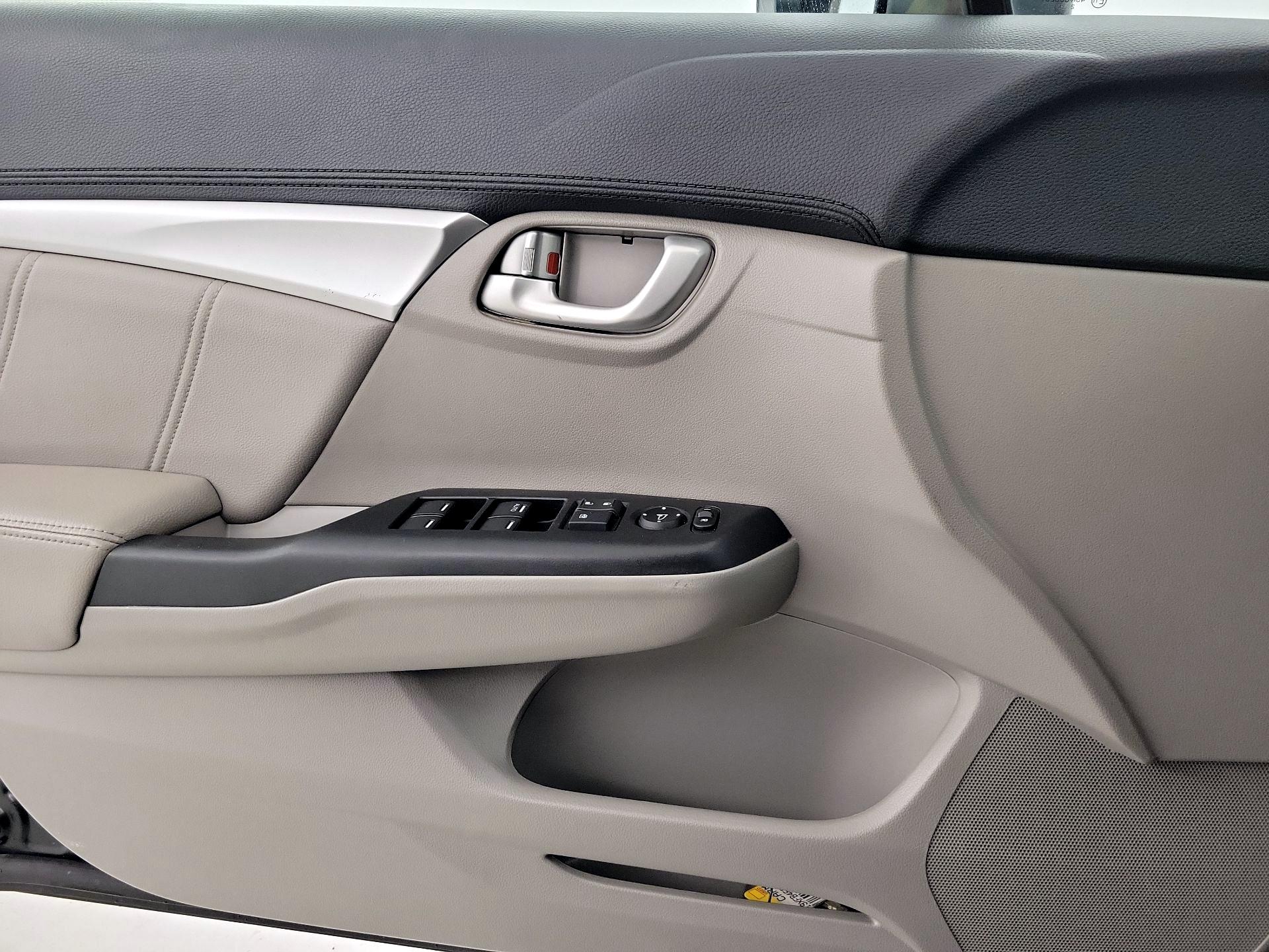 Thumbnail: 2014 Honda Civic - 12