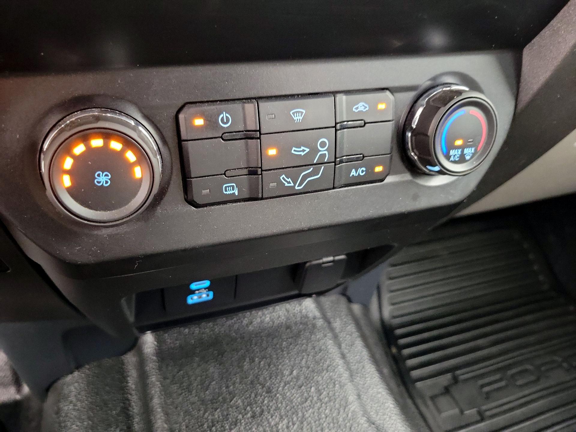 Thumbnail: 2022 Ford F-250 - 16