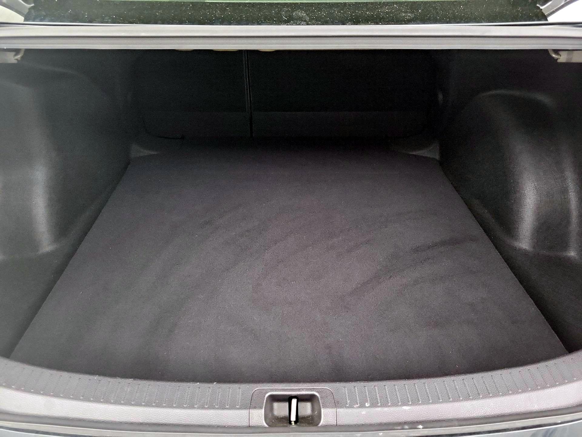 Thumbnail: 2023 Toyota Corolla - 20