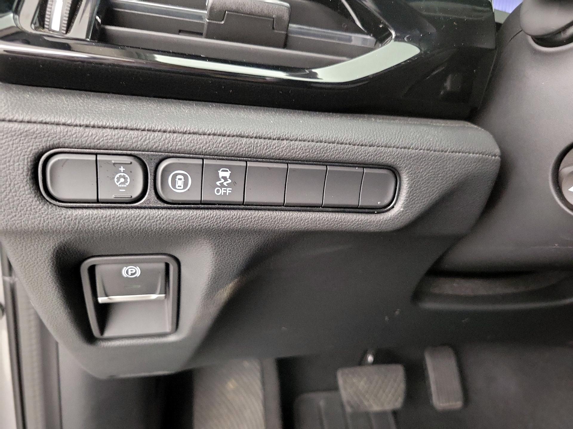 Thumbnail: 2023 Acura MDX - 13