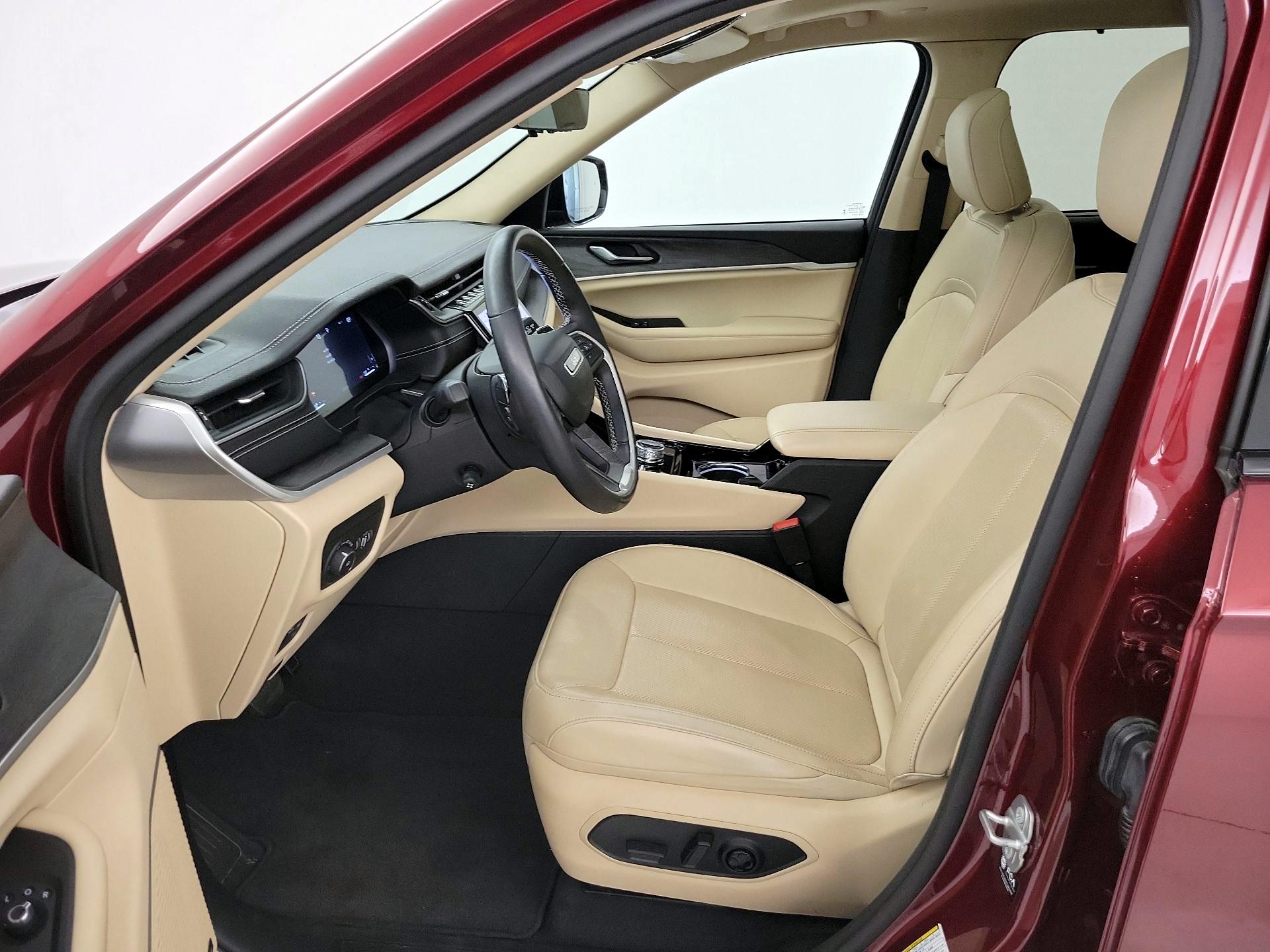 Thumbnail: 2021 Jeep Grand Cherokee L - 11