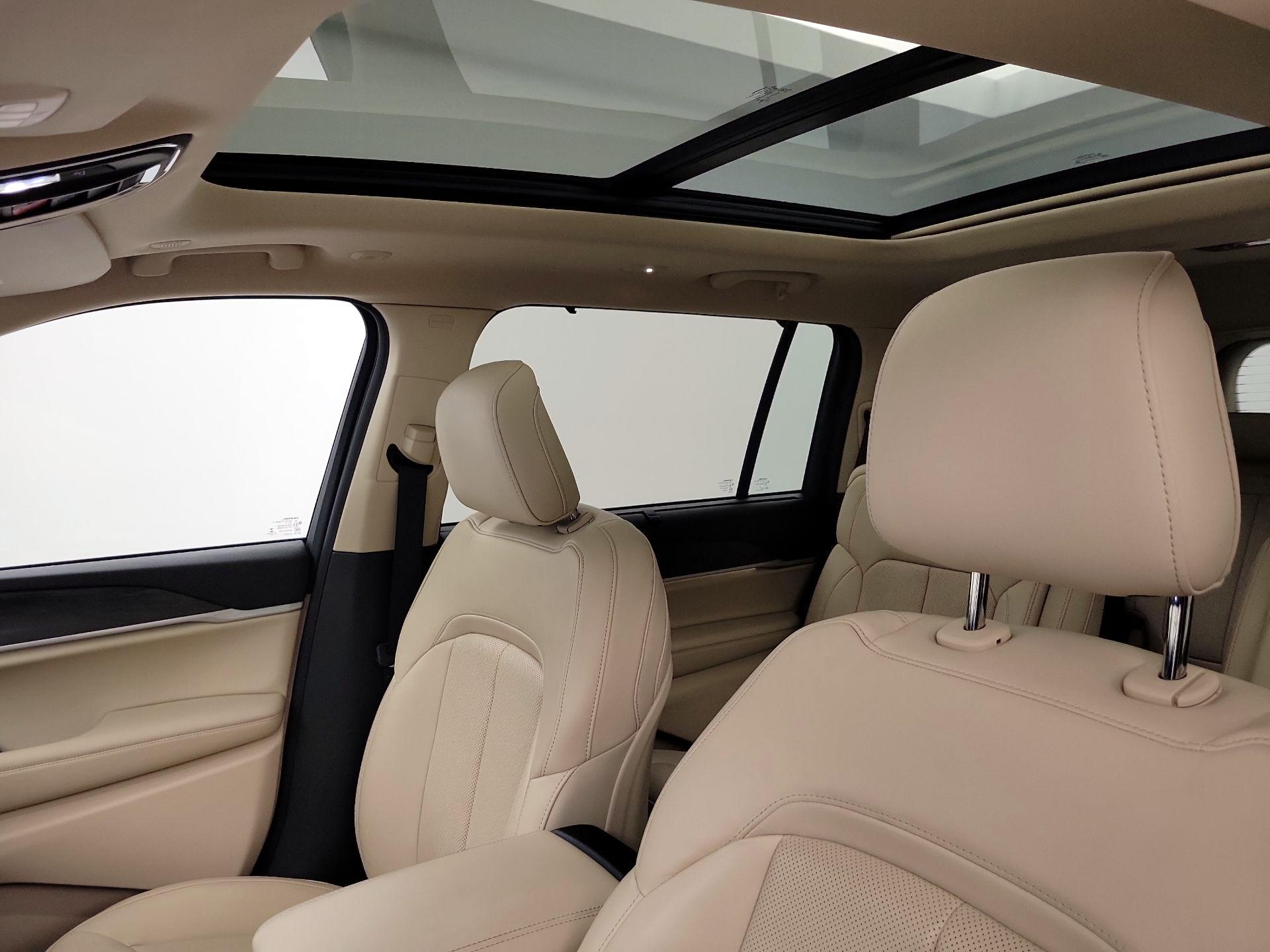 Thumbnail: 2021 Jeep Grand Cherokee L - 20