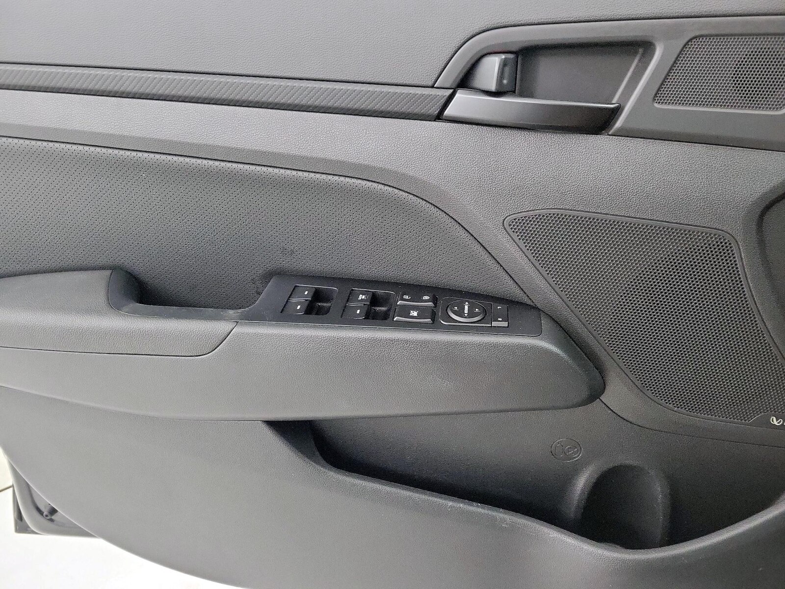 2017 Hyundai Elantra Sport - Photo 13