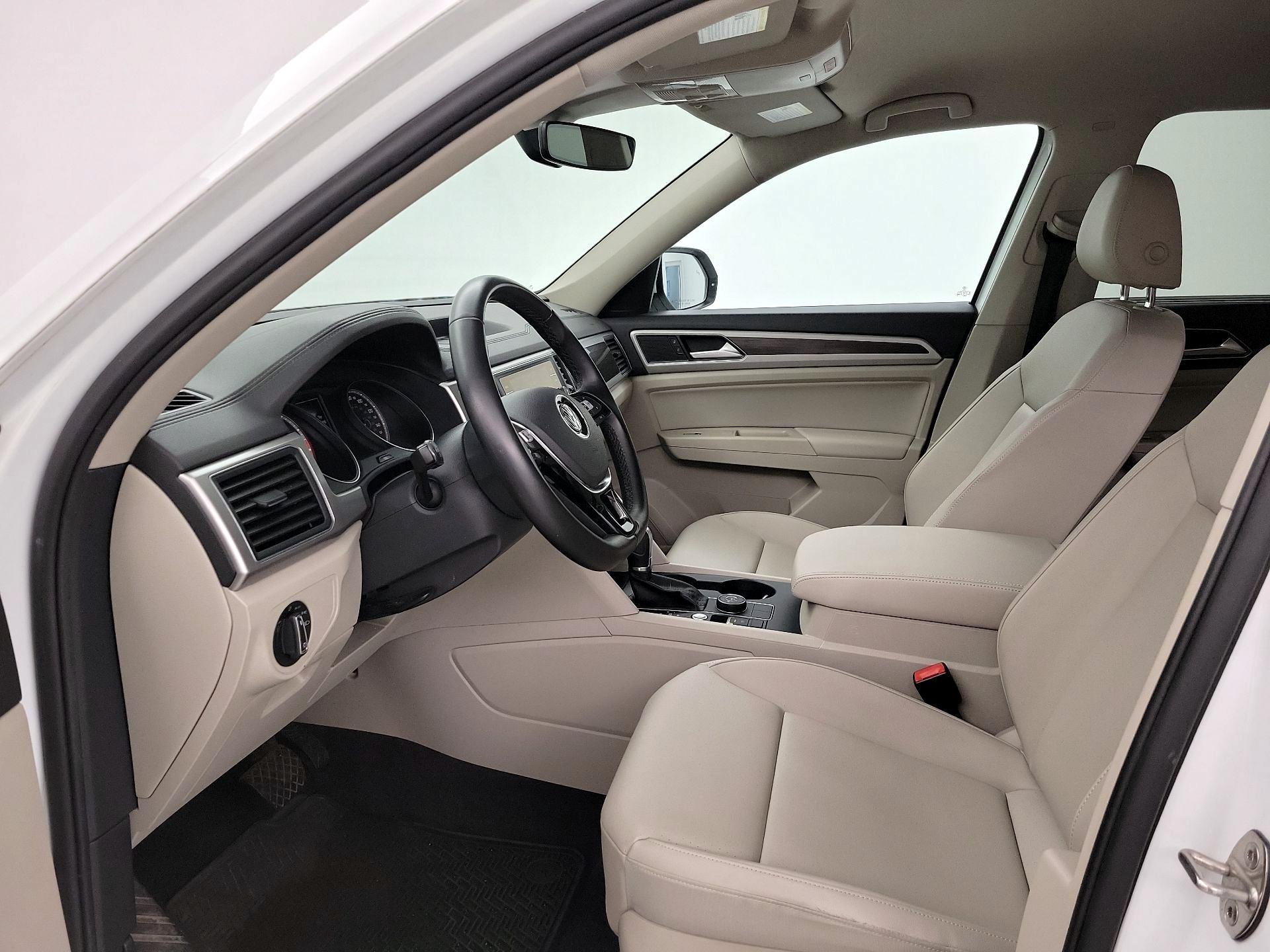 Thumbnail: 2018 Volkswagen Atlas - 11