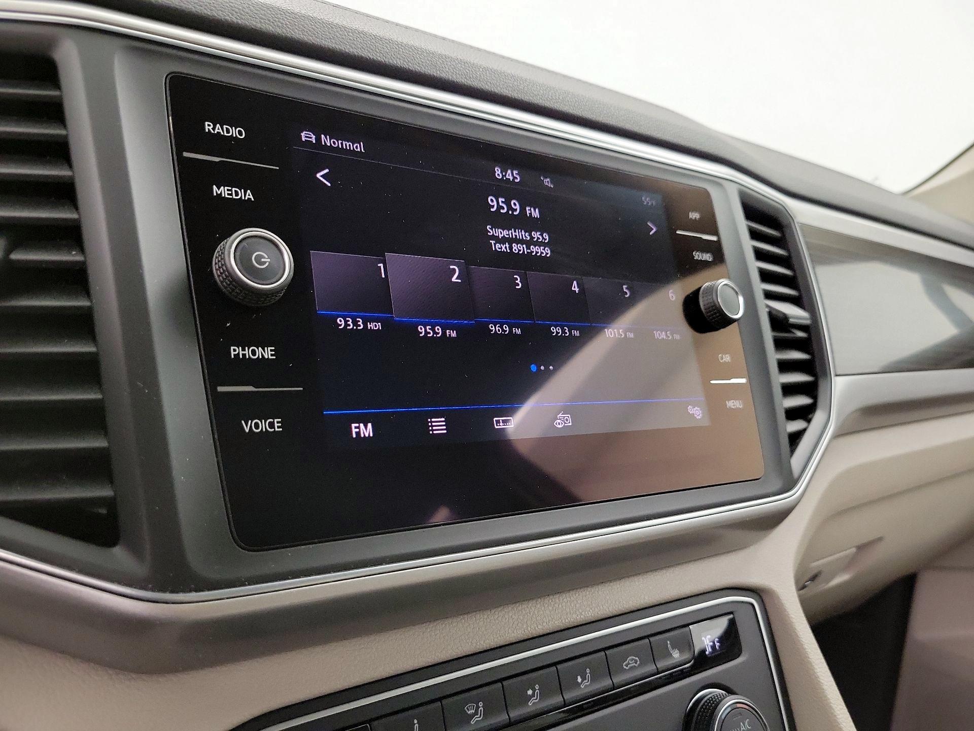 Thumbnail: 2018 Volkswagen Atlas - 15