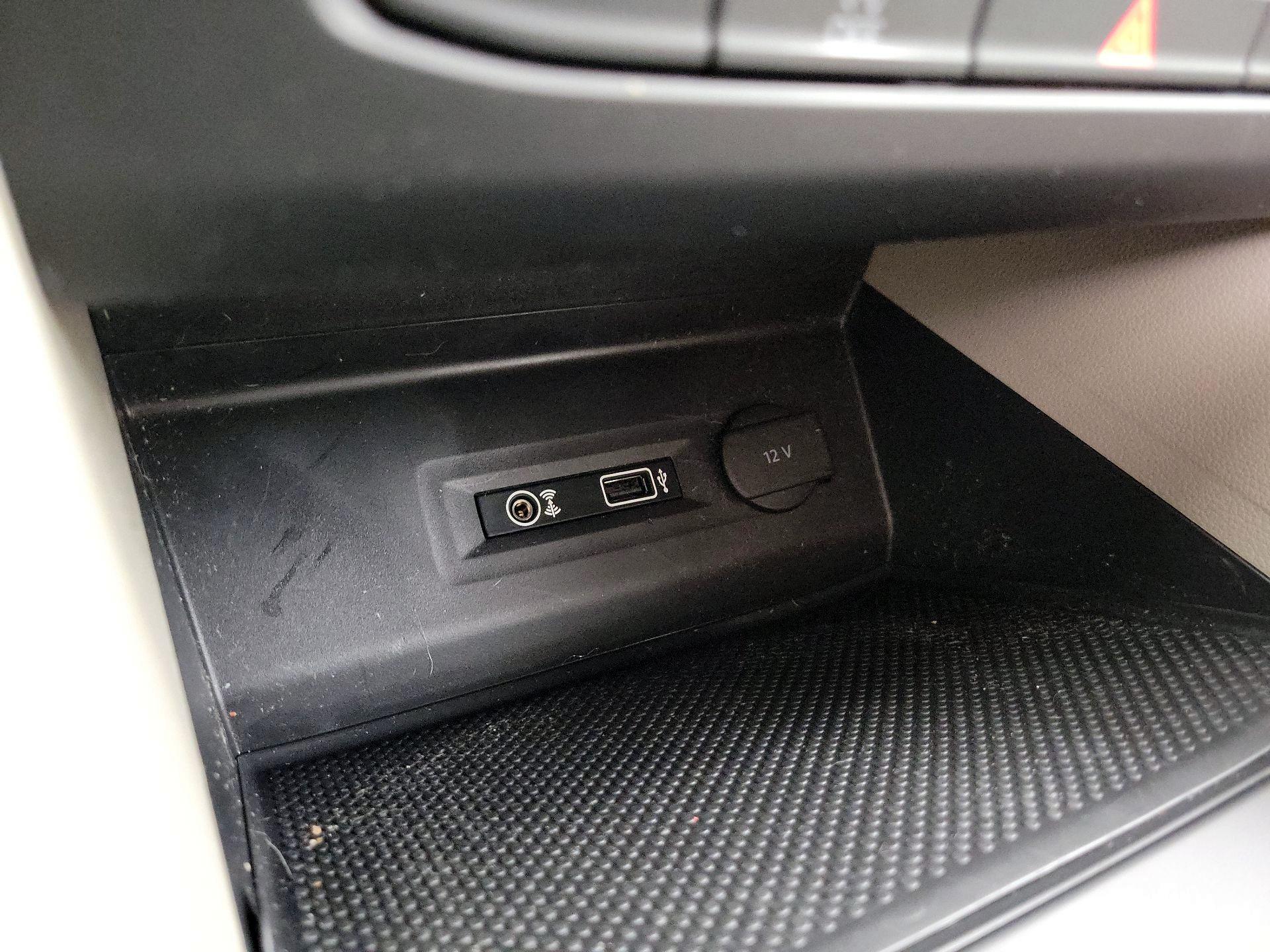 Thumbnail: 2018 Volkswagen Atlas - 18