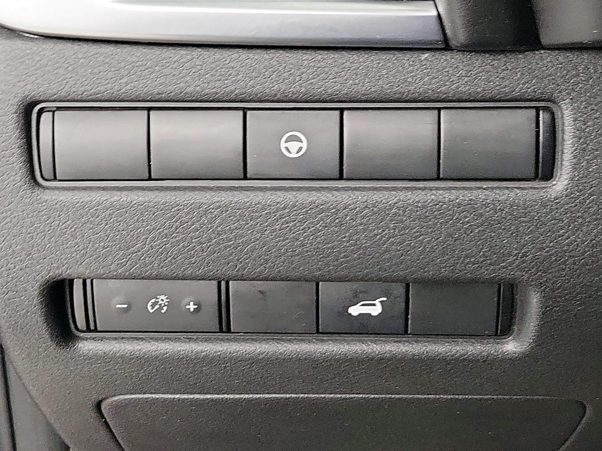 Thumbnail: 2021 Nissan Rogue - 13