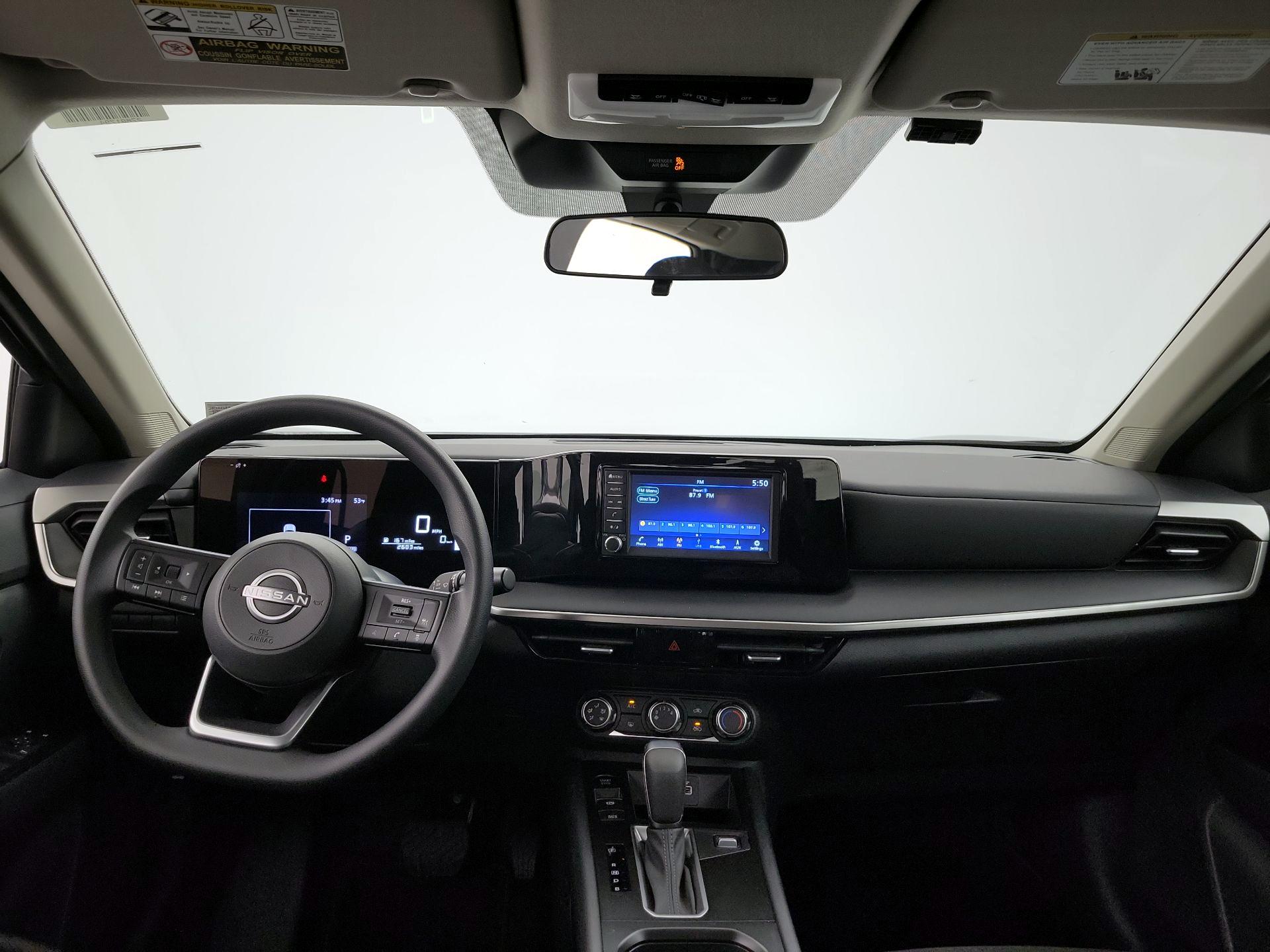 Thumbnail: 2025 Nissan Kicks - 9