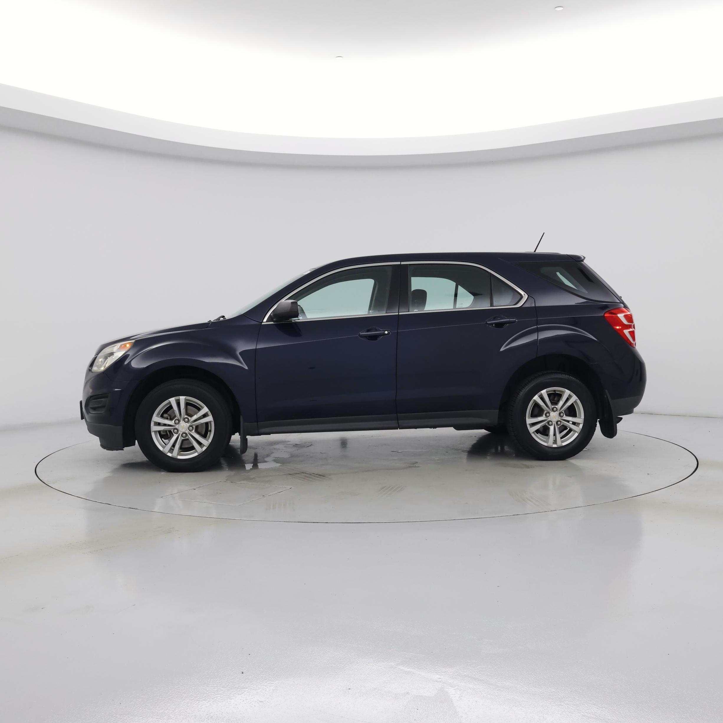 Thumbnail: 2016 Chevrolet Equinox - 3