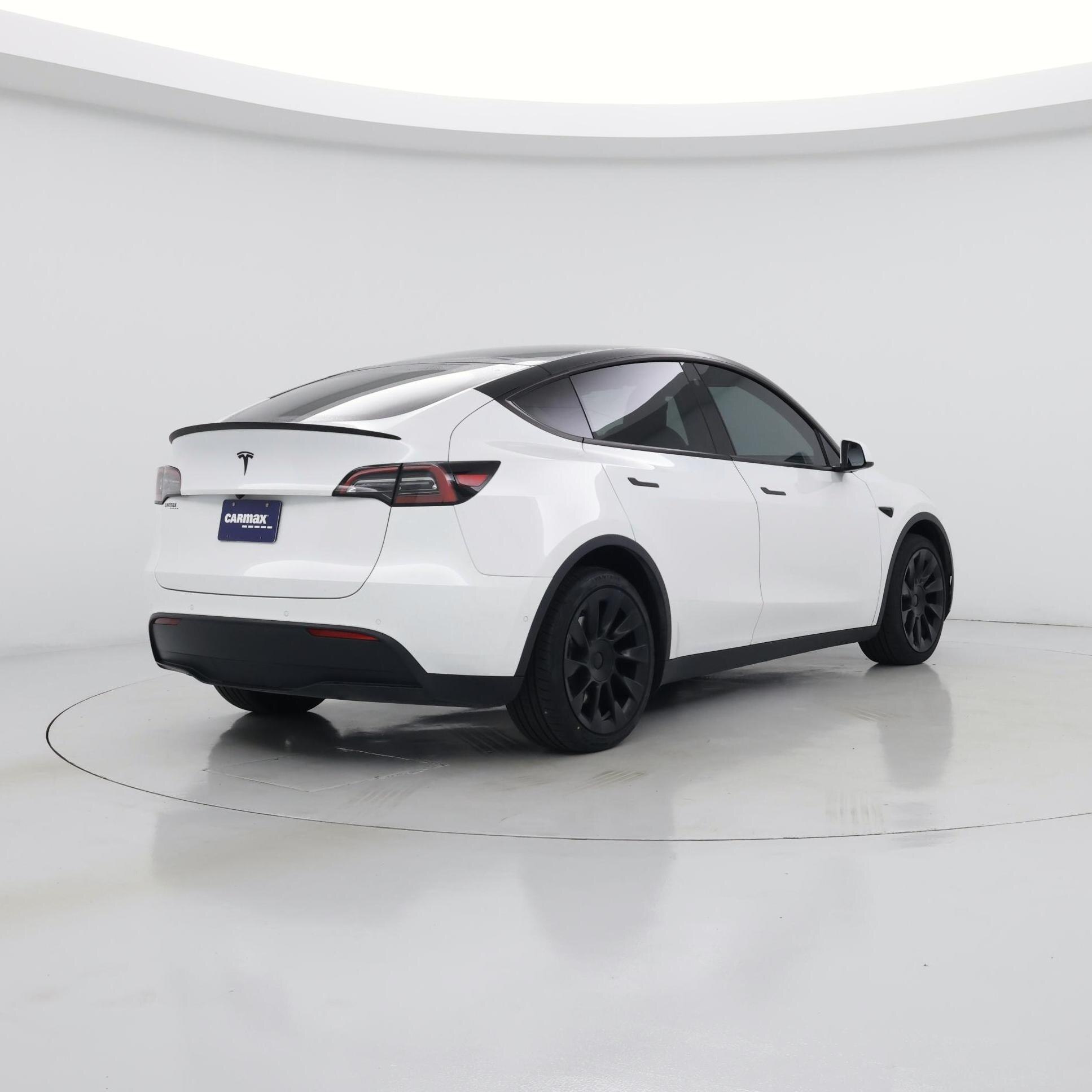 Thumbnail: 2022 Tesla Model Y - 8