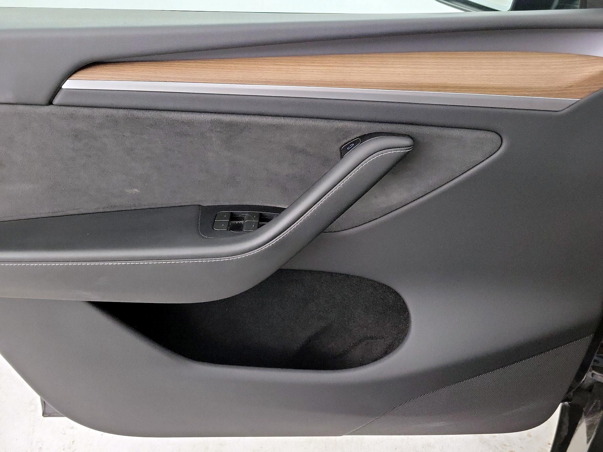 Thumbnail: 2024 Tesla Model Y - 12